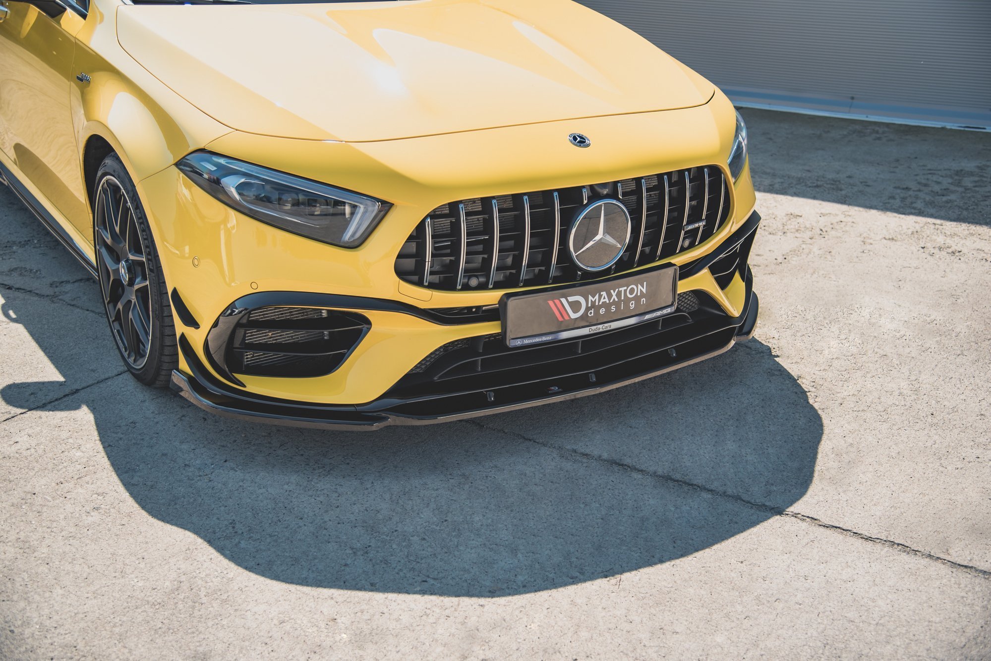 Maxton Design Передний сплиттер V.2 для Mercedes-AMG A 45 S Aero Pack W177