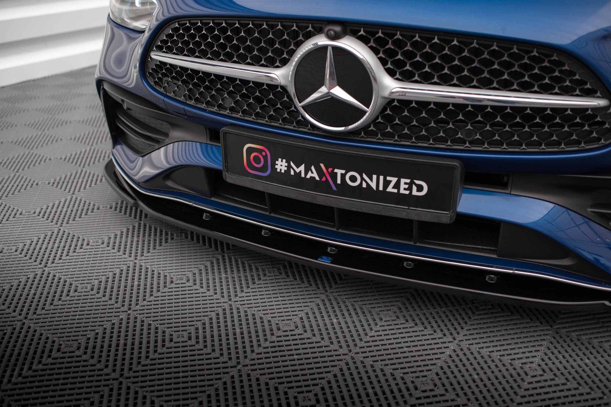 Maxton Design Передний сплиттер V.2 для Mercedes-Benz C AMG-Line / 43 AMG W206 — изображение 3