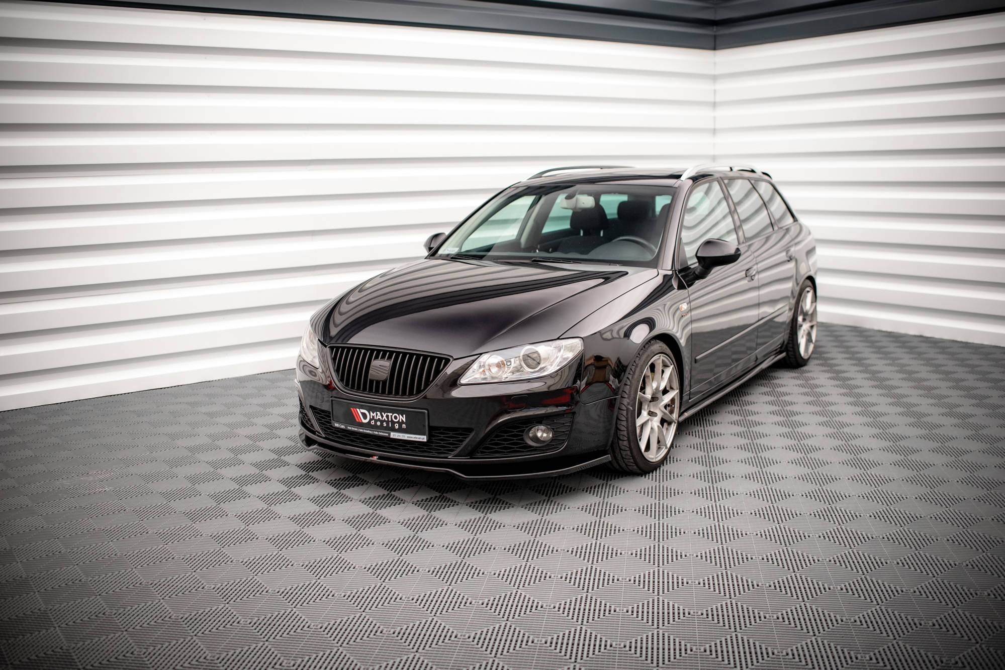 Maxton Design Передний сплиттер V.2 для Seat Exeo