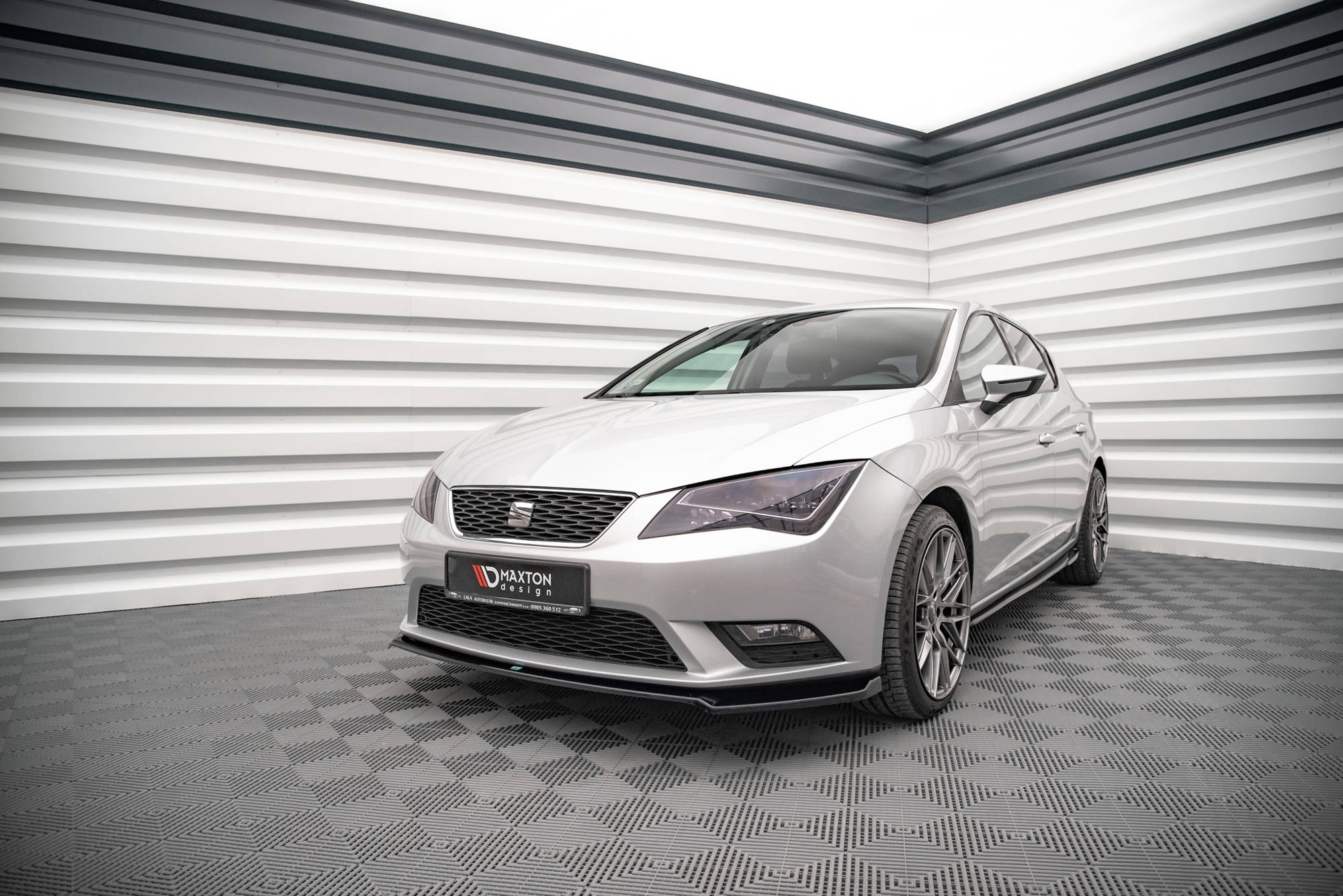Maxton Design Передний сплиттер V.2 для Seat Leon Mk3