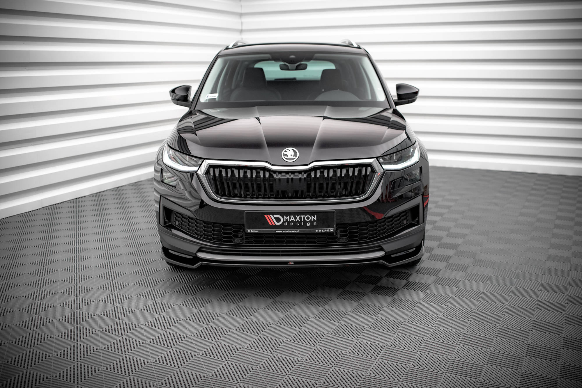 Maxton Design Передний сплиттер V.2 Skoda Kodiaq Mk1 Facelift — изображение 2