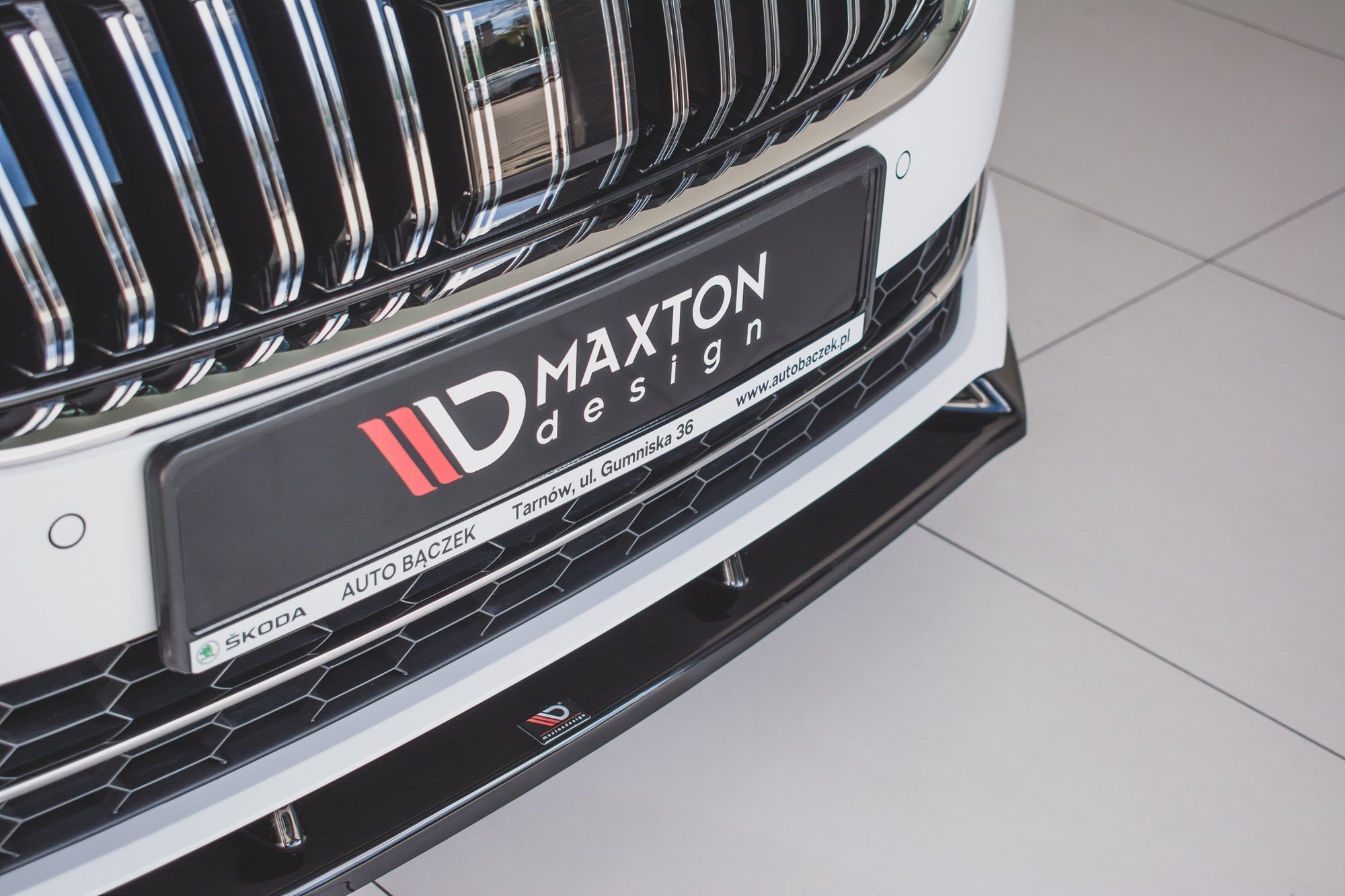 Maxton Design Передний сплиттер V.2 Skoda Superb Liftback/Combi Mk3 Facelift — изображение 3