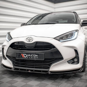 Maxton Design Передний сплиттер V.2 Toyota Yaris Mk4