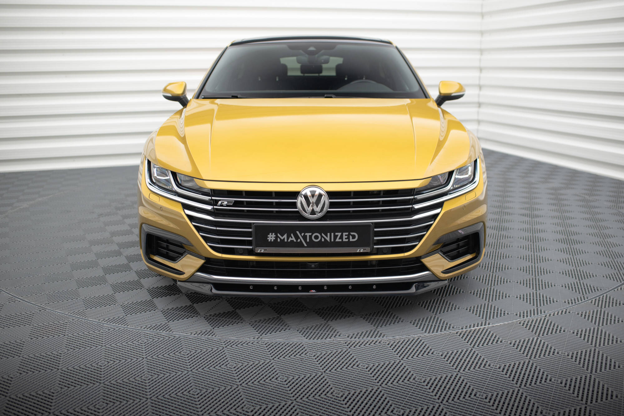 Maxton Design Передний сплиттер V.2 Volkswagen Arteon R-Line Седан / Shooting Brake Mk1 — изображение 3