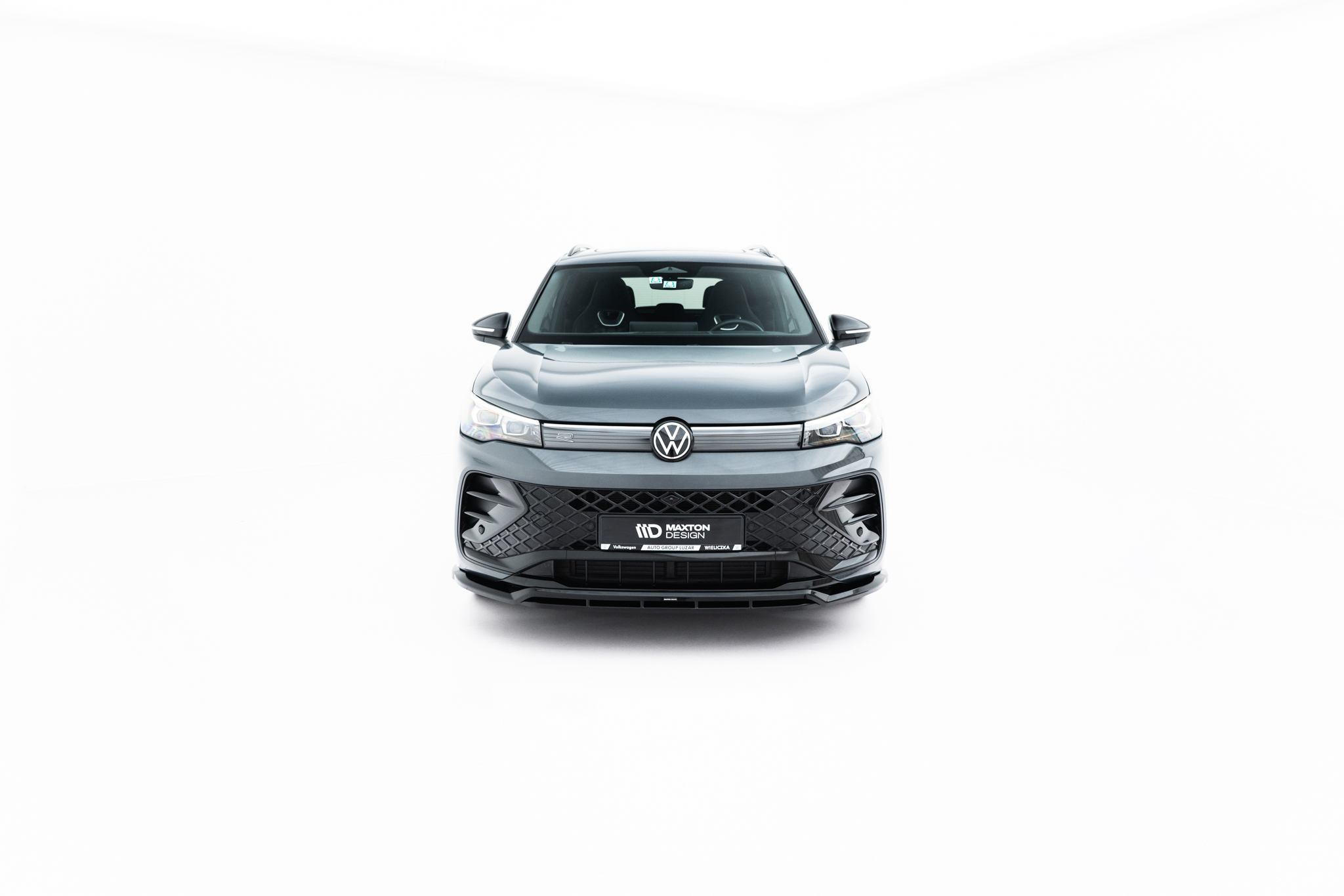 Maxton Design Передний сплиттер V.2 для Volkswagen Tiguan R-Line Mk3 — изображение 5