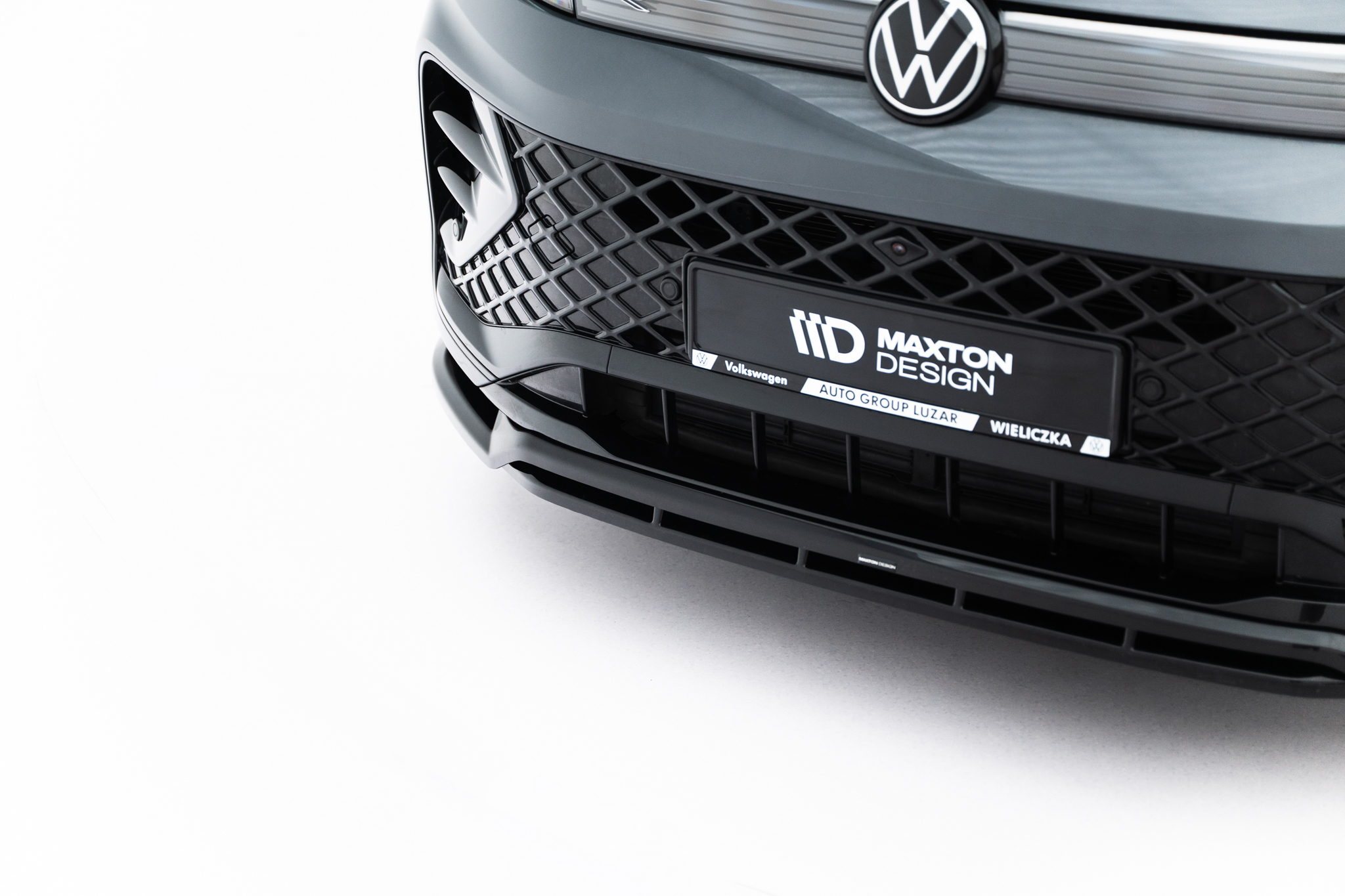 Maxton Design Передний сплиттер V.2 для Volkswagen Tiguan R-Line Mk3 — изображение 7