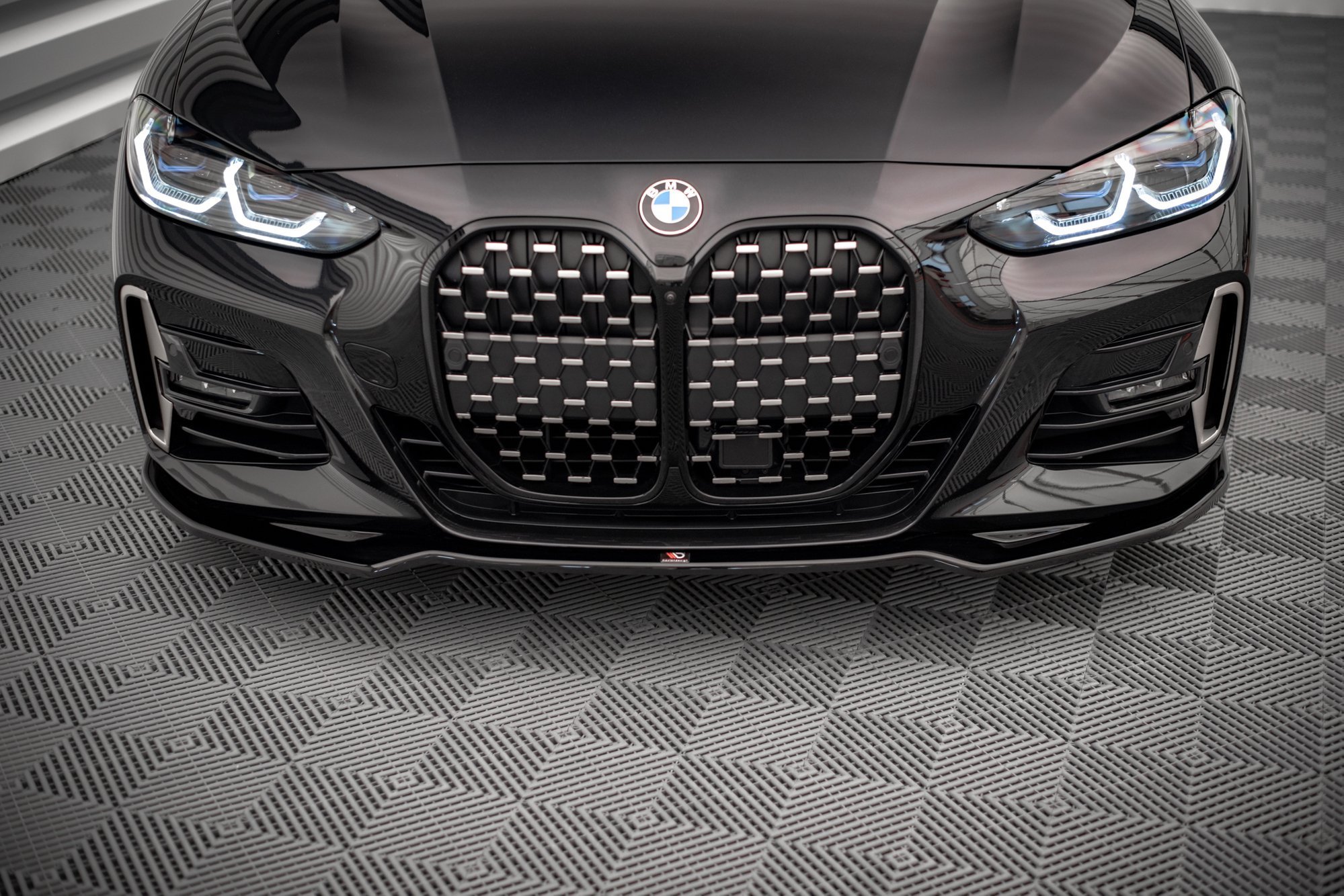 Maxton Design Передний сплиттер V.3 BMW 4 M-Pack / M440i G22 / G23 / G22 Facelift / G23 Facelift — изображение 2