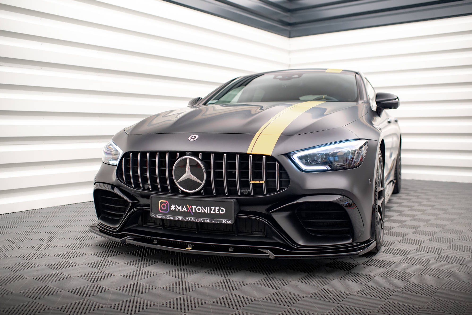 Maxton Design Передний сплиттер V.3 для Mercedes-AMG GT 63S 4-дверное купе Aero X290