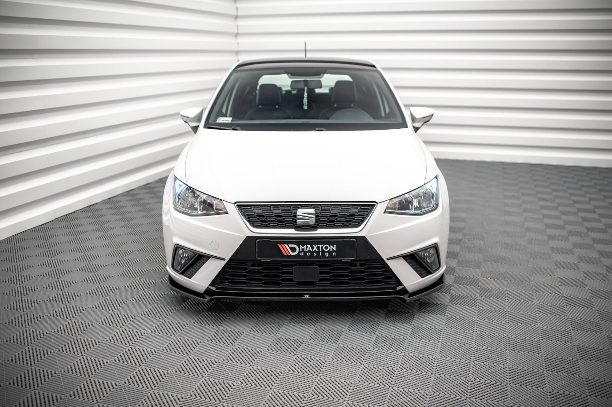 Maxton Design Передний сплиттер V.3 для Seat Ibiza FR/ Standard Mk5 — изображение 2
