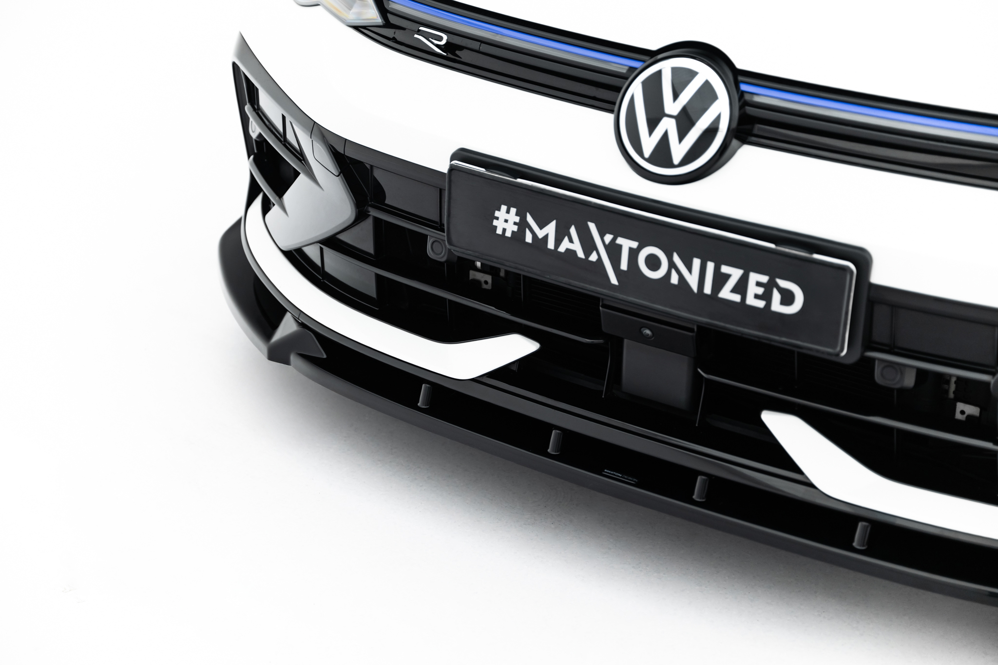 Maxton Design Передний сплиттер V.3 для Volkswagen Golf R Variant Mk8 Facelift — изображение 5