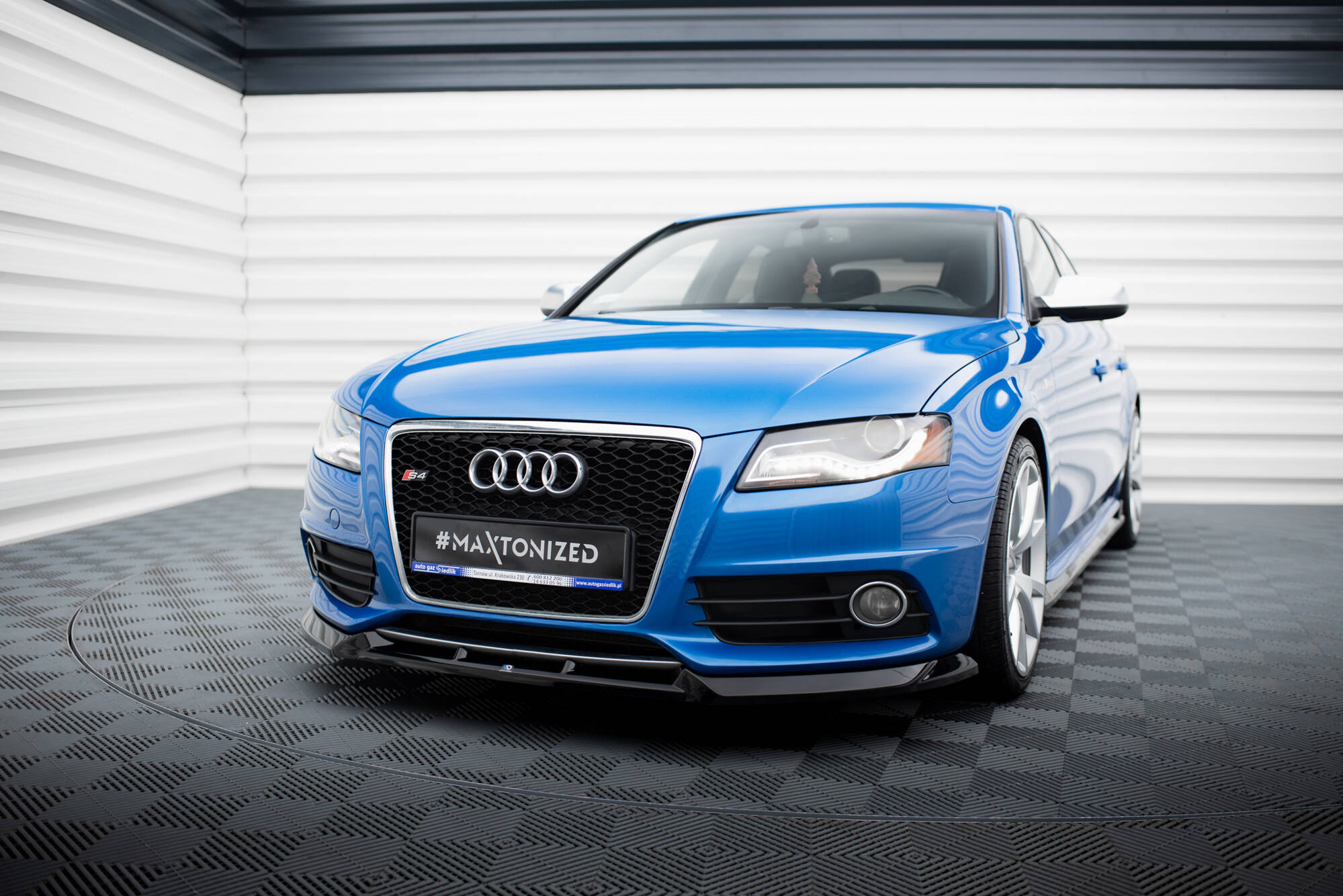 Maxton Design Передний сплиттер V.4 Audi S4 / A4 S-Line B8