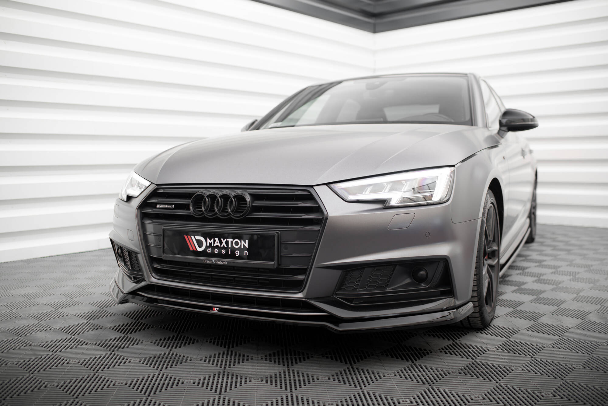 Maxton Design Передний сплиттер V.4 Audi S4 / A4 S-Line B9