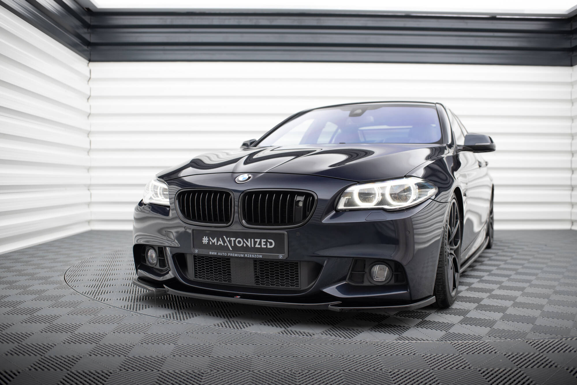 Maxton Design Передний сплиттер V.4 для BMW 5 F10/F11 M-Pack