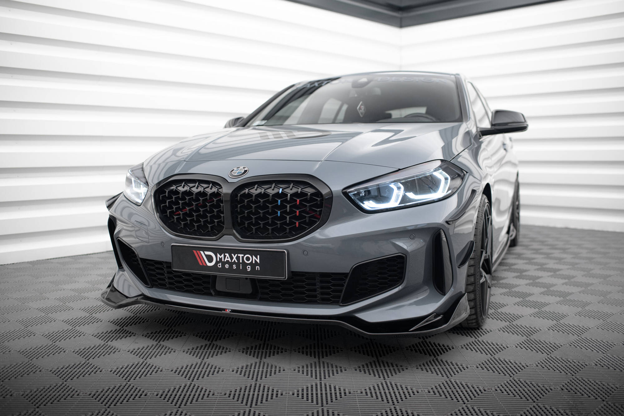 Maxton Design Передний сплиттер V.5 для BMW 1 M-Pack / M135i / 128ti F40