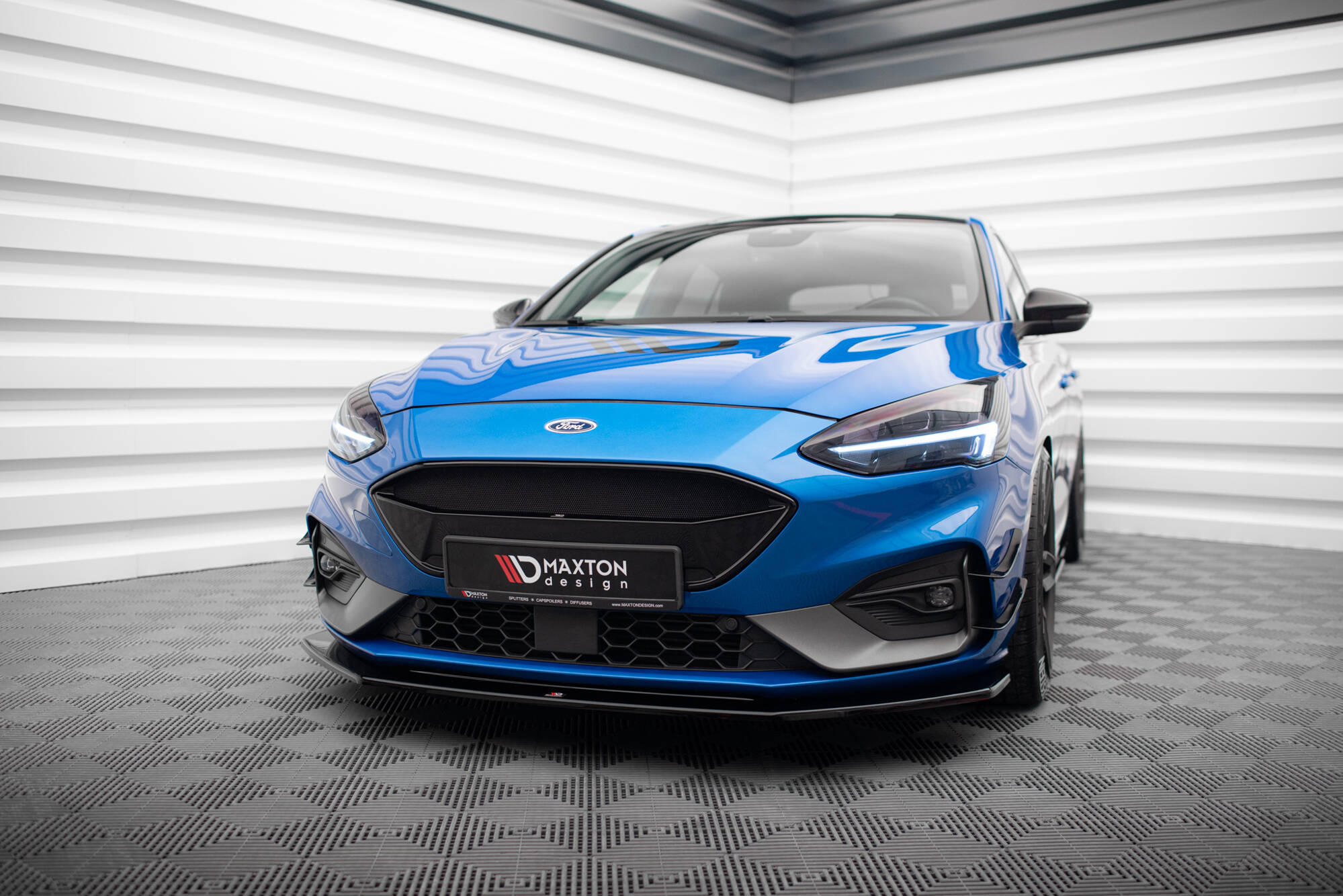 Maxton Design Передний сплиттер V.6 для Ford Focus ST / ST-Line Mk4