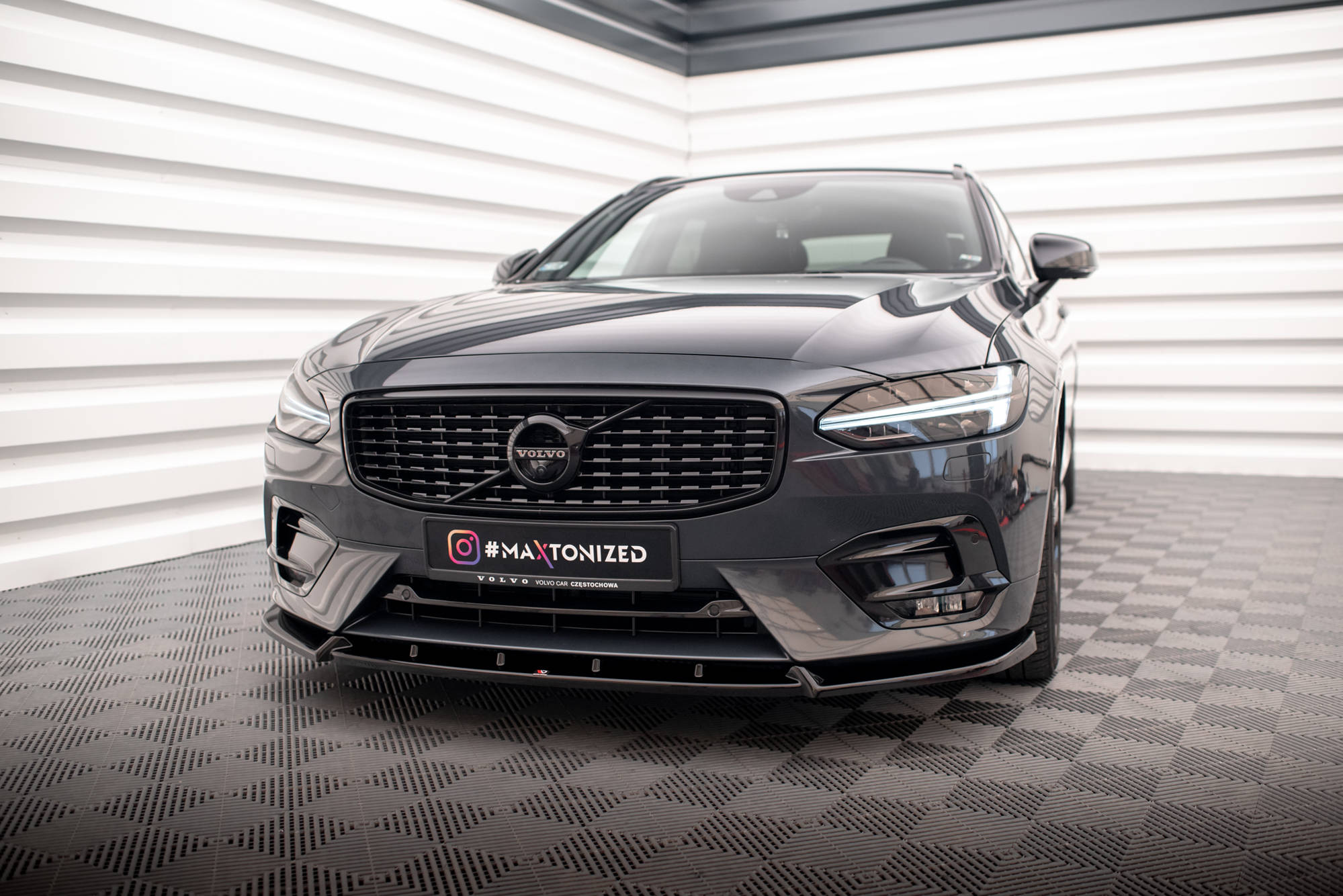 Maxton Design Передний сплиттер Volvo V90 / S90 R-Design Mk2