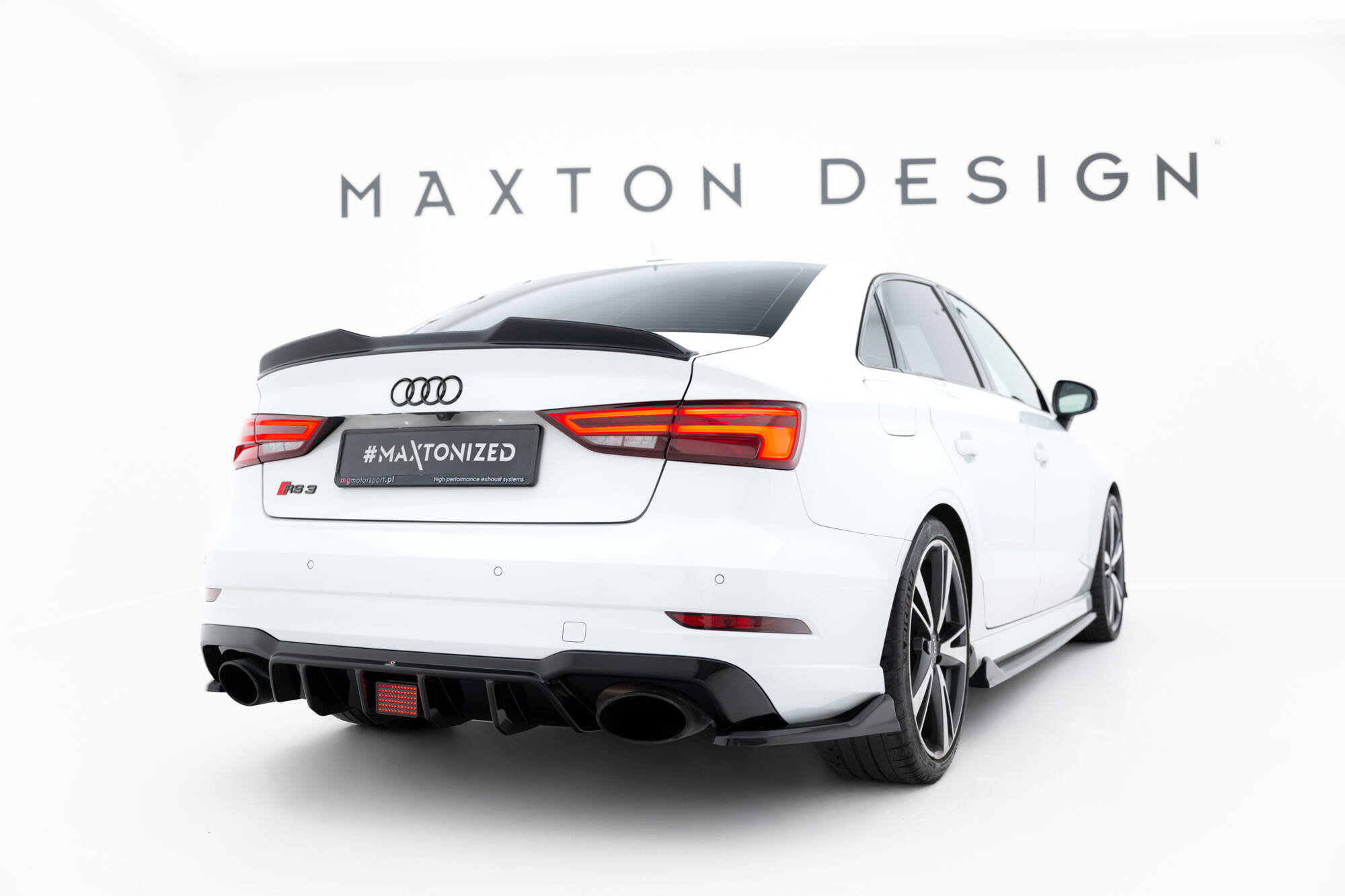 Maxton Design Светодиодный стоп-сигнал для Audi RS3 Sedan 8V / 8V Facelift