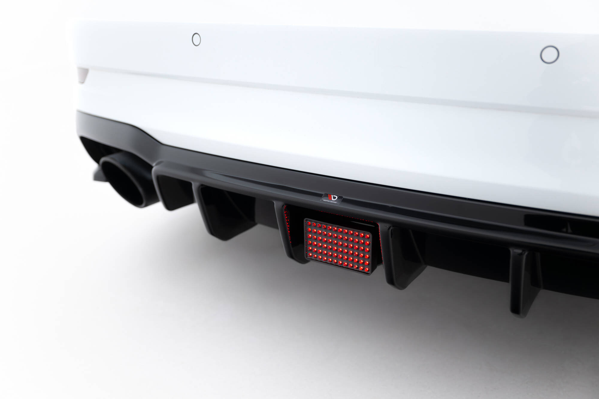 Maxton Design Светодиодный стоп-сигнал для Audi RS3 Sedan 8V / 8V Facelift — изображение 3