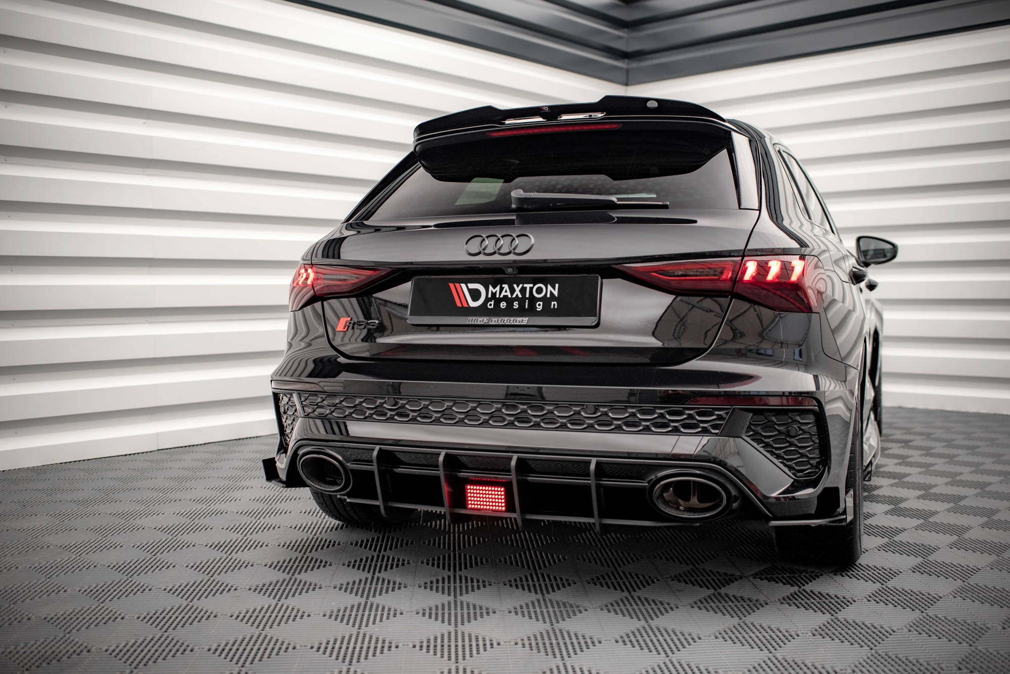 Maxton Design Светодиодный стоп-сигнал для Audi RS3 Sportback 8Y