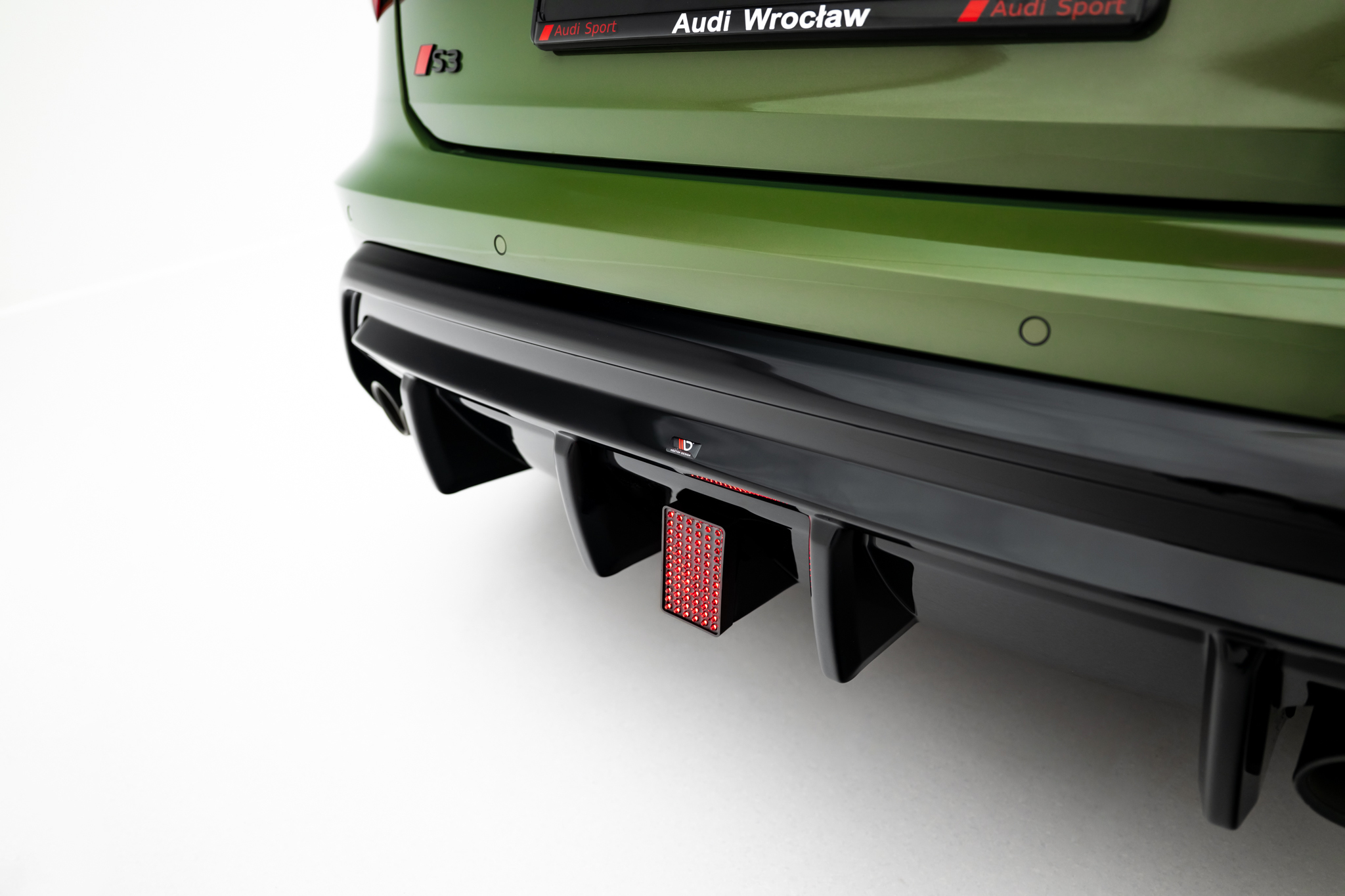 Maxton Design Светодиодный стоп-сигнал для Audi S3 Sportback 8Y (рестайлинг).