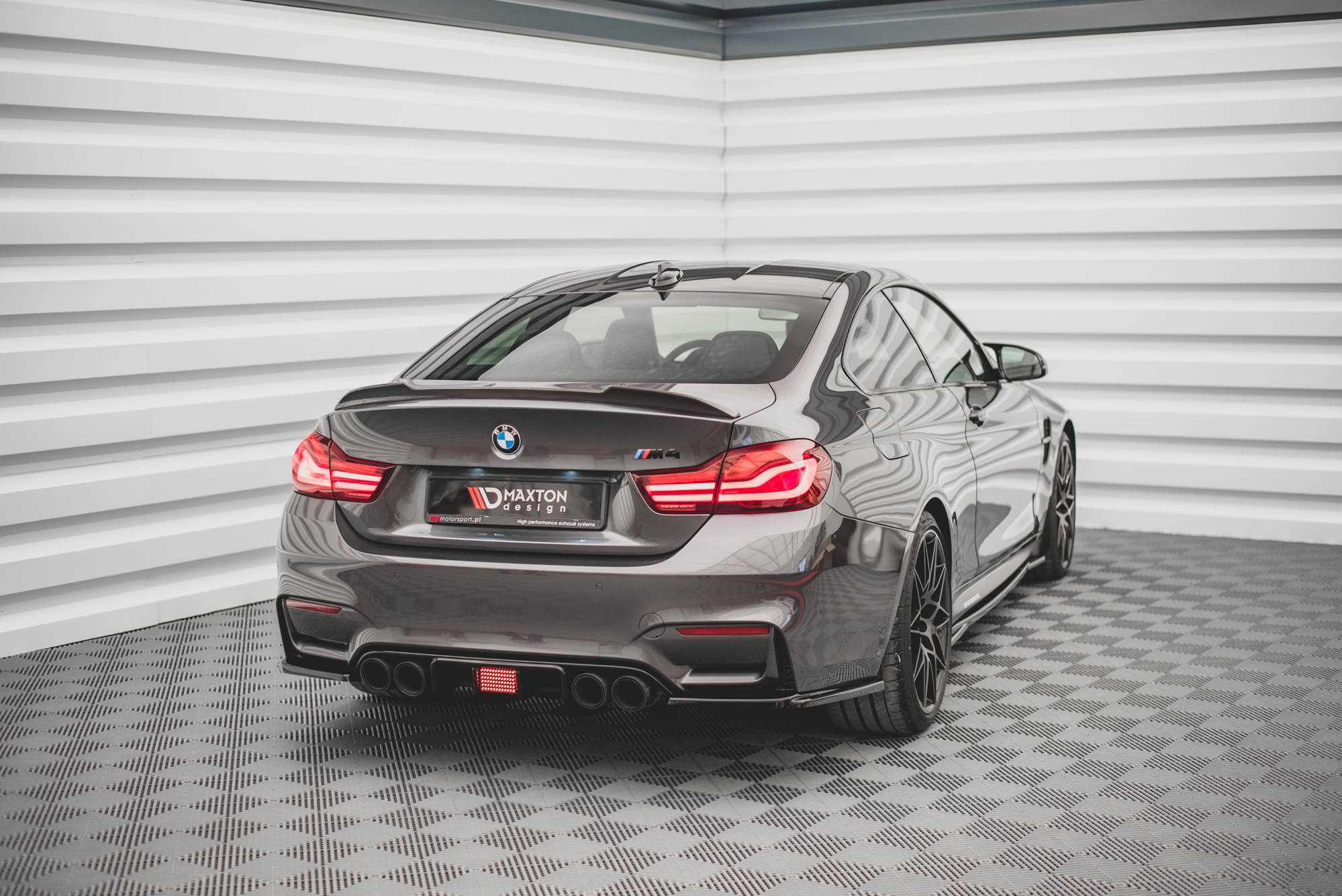 Maxton Design Светодиодный стоп-сигнал BMW M4 F82 — изображение 2