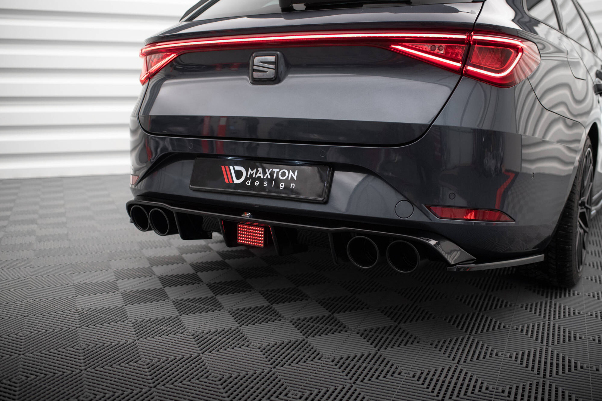 Maxton Design Светодиодный стоп-сигнал Seat Leon ST FR Mk4