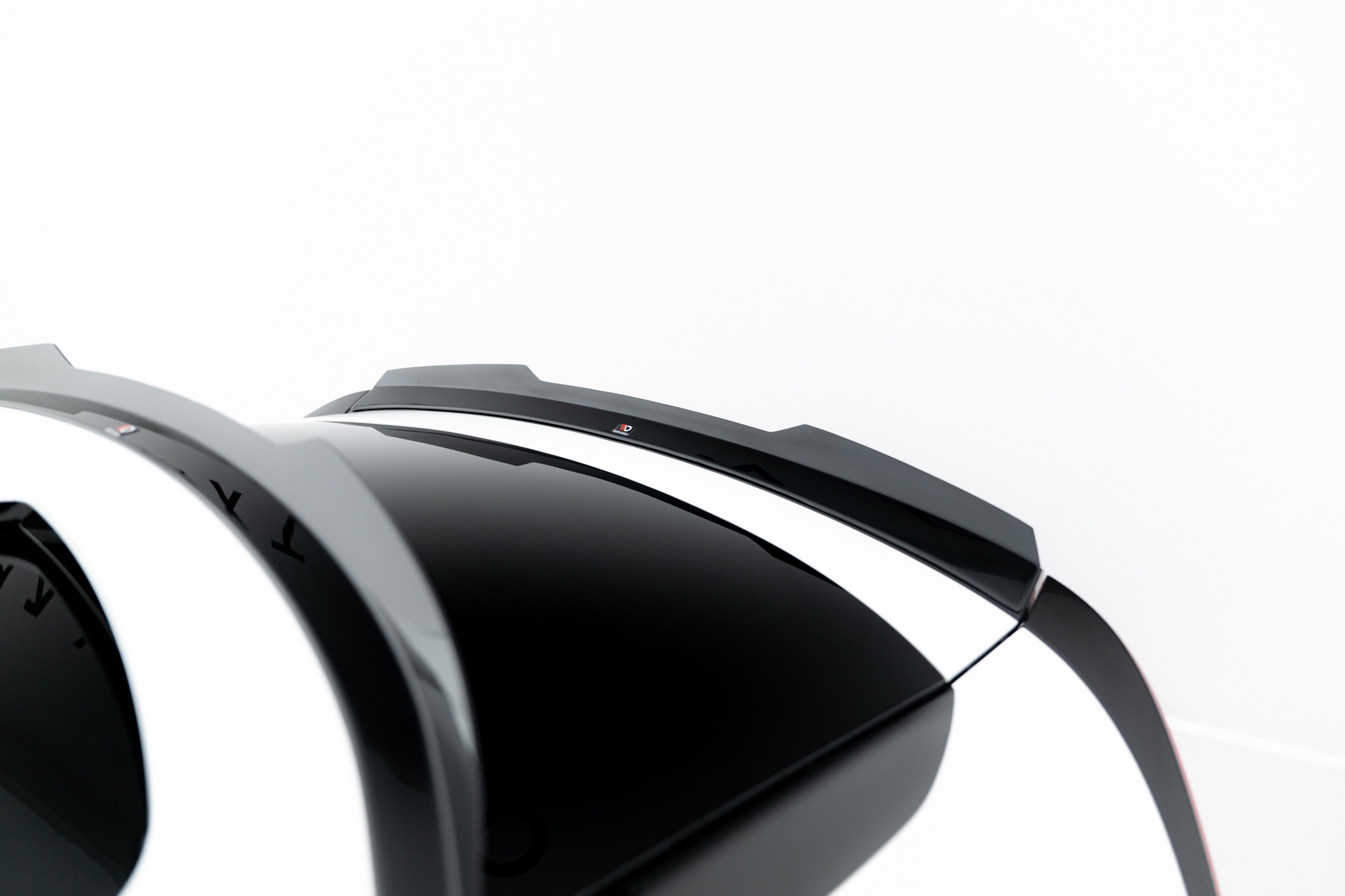 Maxton Design Нижний спойлер Kia EV6 Mk1 — изображение 3