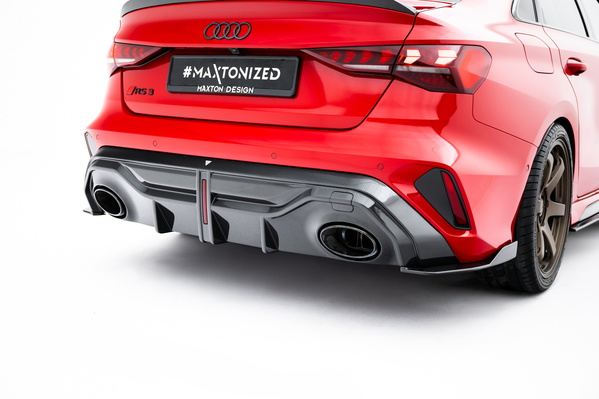 Maxton Design Задний диффузор из препрег-карбона для Audi RS3 Sedan 8Y Facelift — изображение 2