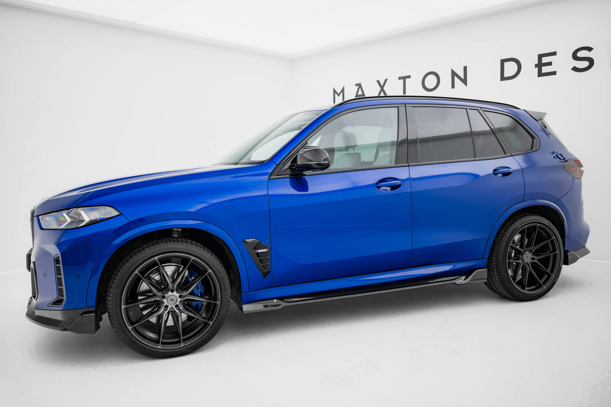 Maxton Design Боковые пороги из препрег-карбона для BMW X5 M-Pack G05 (рестайлинг). — изображение 3