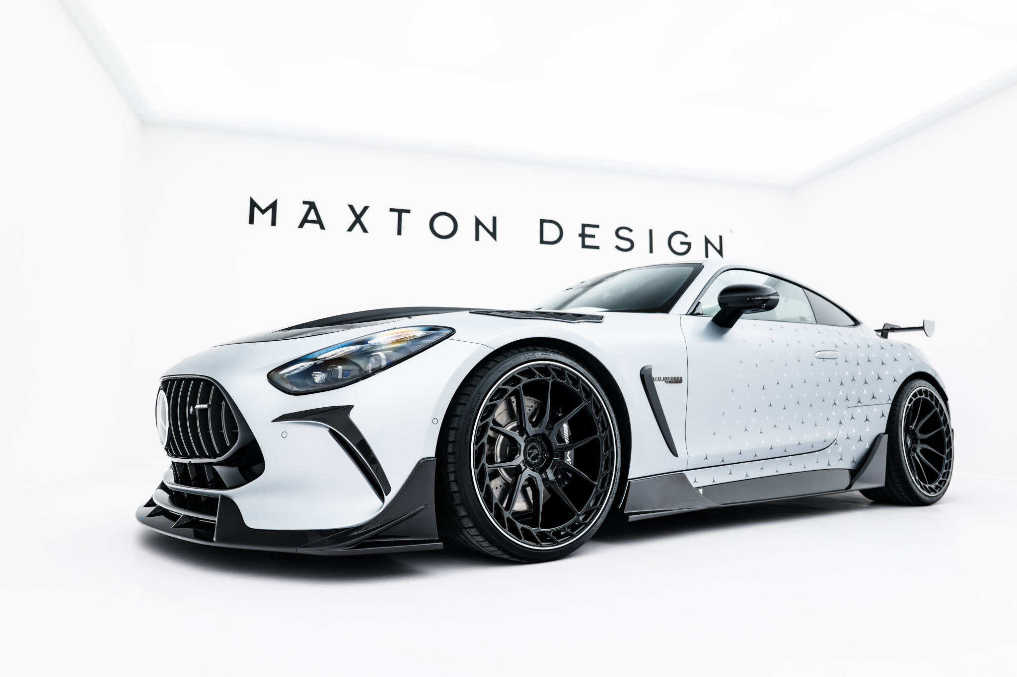 Maxton Design Боковые пороги из препрег-карбона для Mercedes-AMG GT 63 / 55 / 63 SE Performance C192 — изображение 3