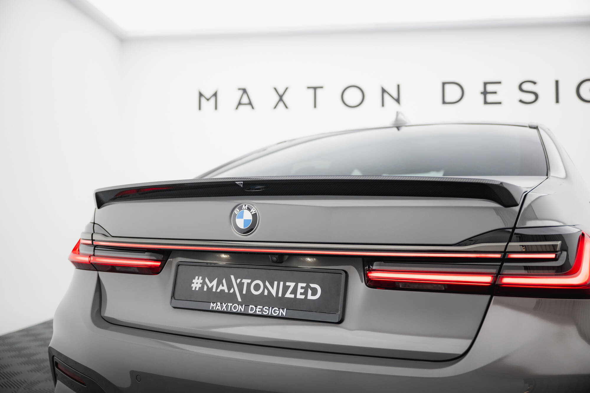 Maxton Design Спойлер на заднюю дверь из препрег-карбона для BMW 7 G11 / G11 Facelift