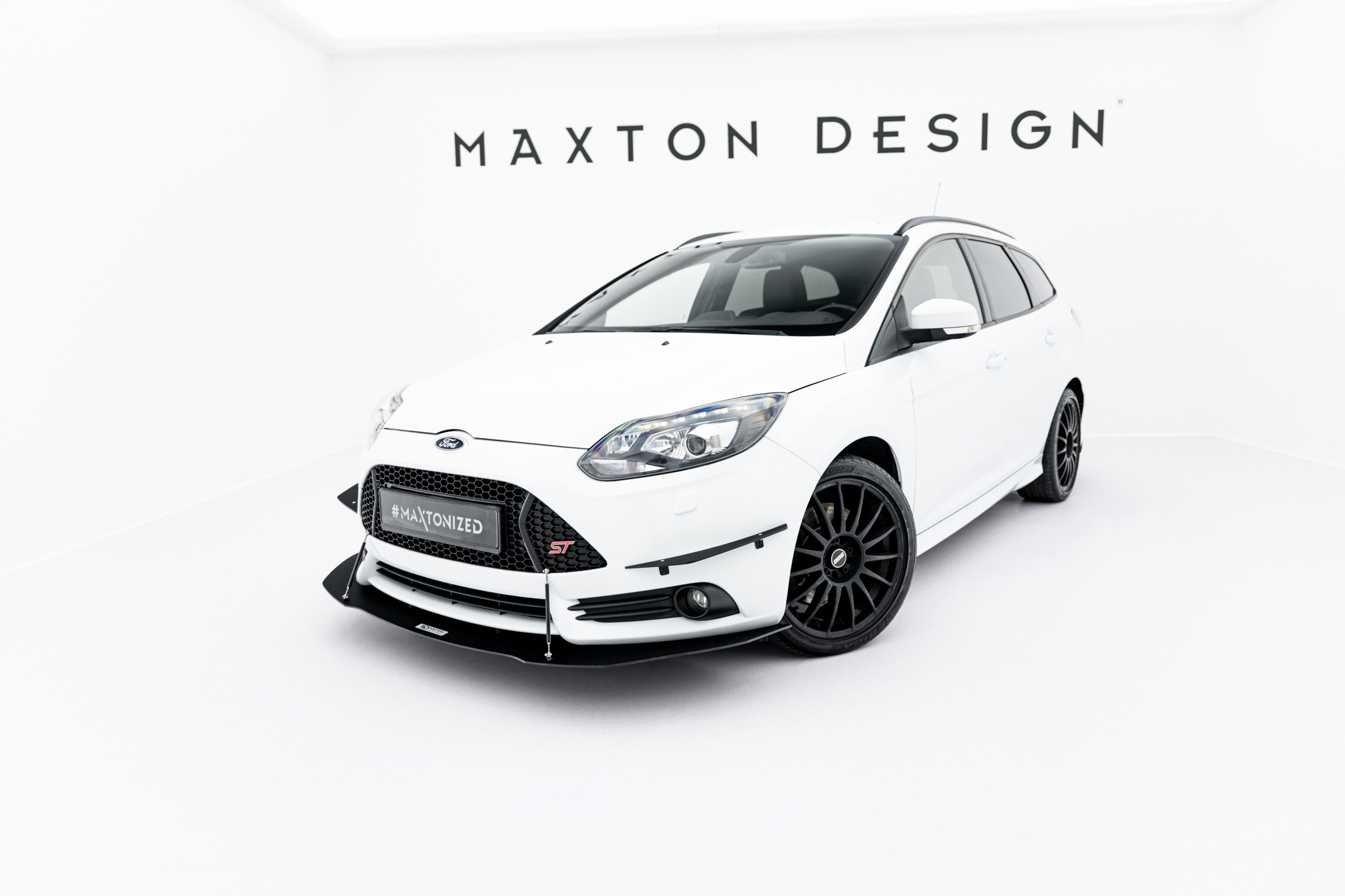 Maxton Design Передний сплиттер Racing Front Splitter V.1 для Ford Focus ST Mk3