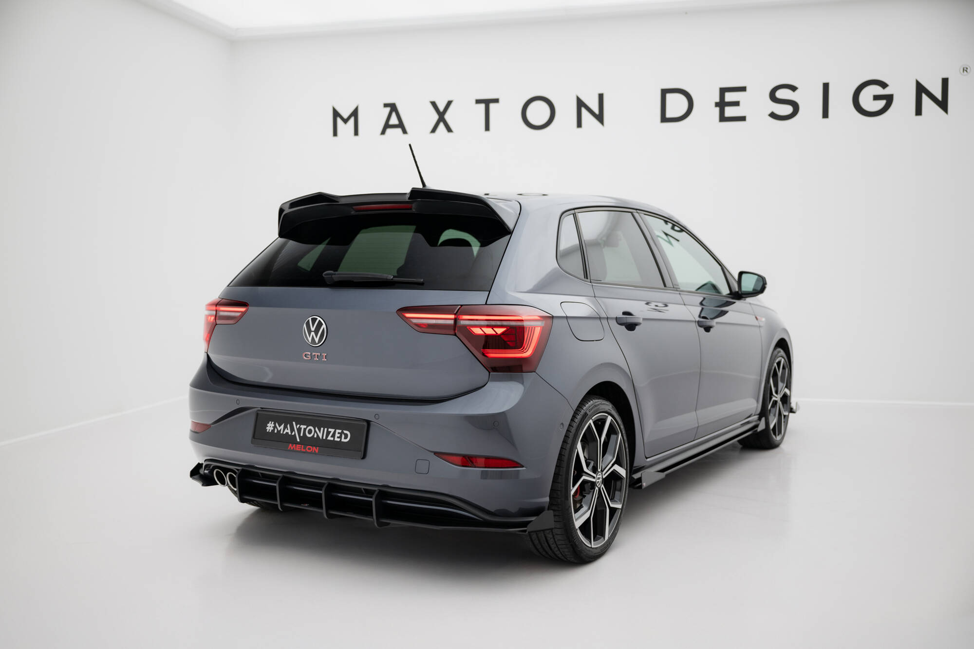 Maxton Design Задние боковые брызговики Volkswagen Polo GTI Mk6 Facelift — изображение 2