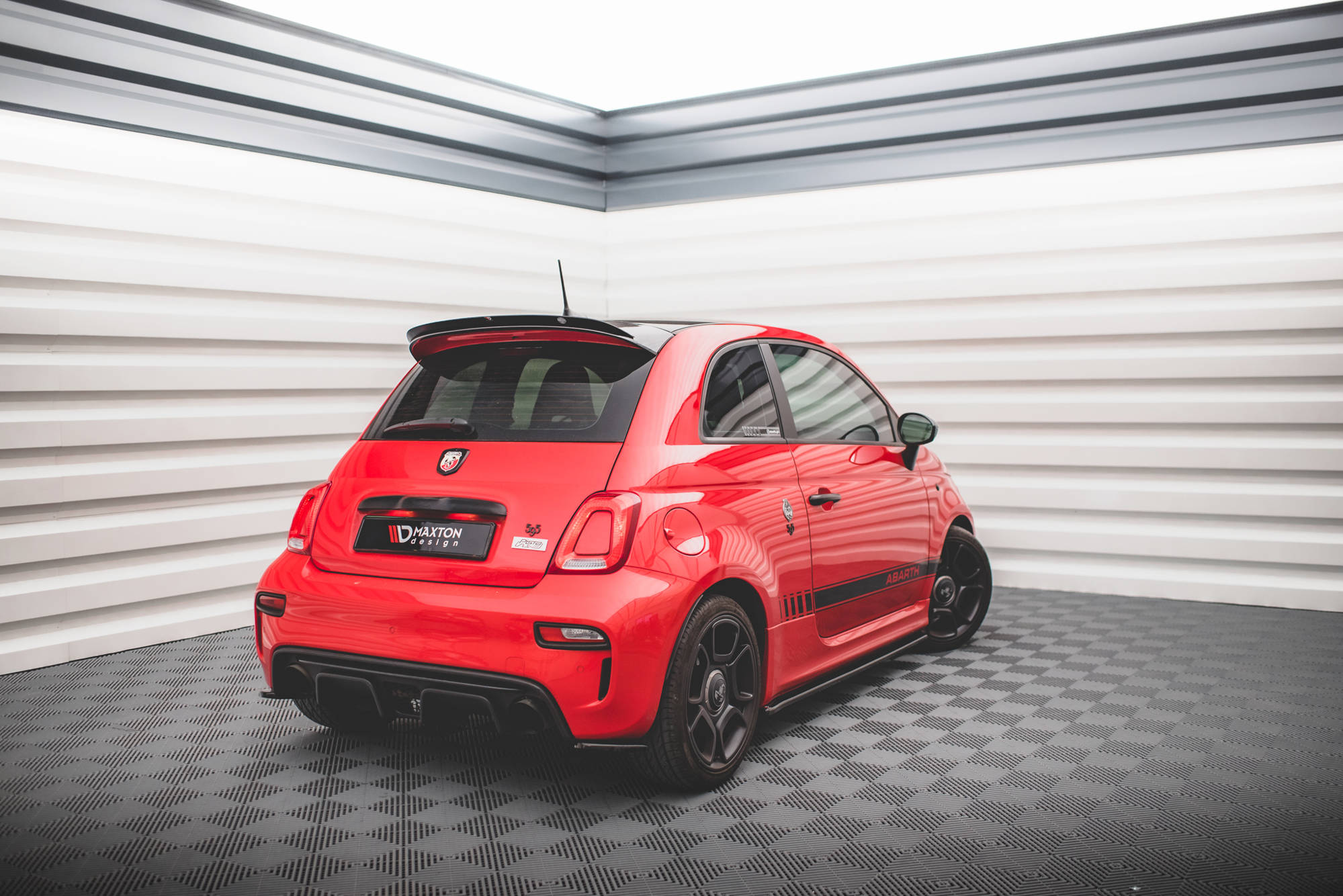 Maxton Design Задние боковые спойлеры для Abarth 595 Mk1 после рестайлинга — изображение 2