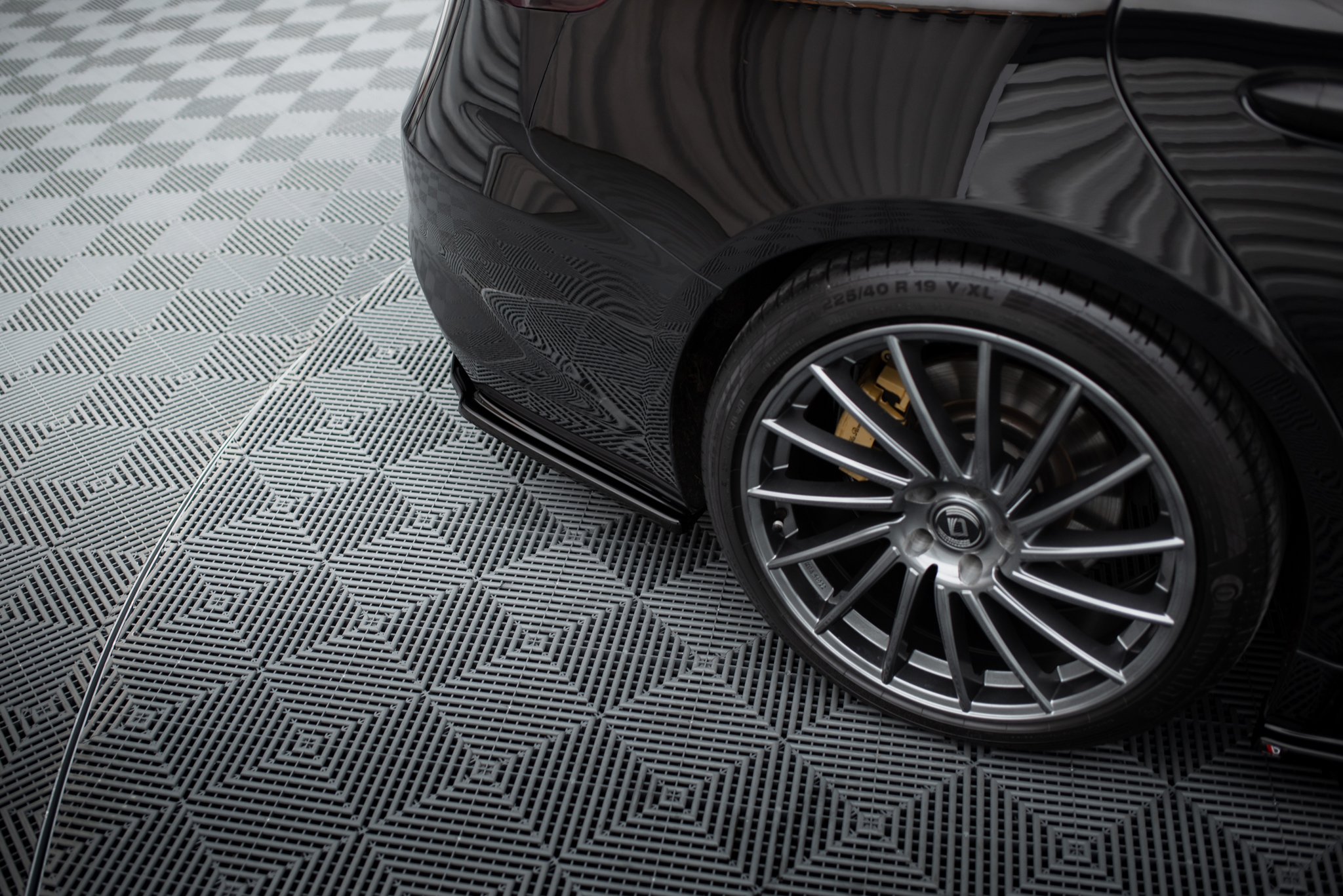 Maxton Design ЗАДНИЕ БОКОВЫЕ РАЗДЕЛИТЕЛИ ALFA ROMEO GIULIA VELOCE — изображение 2