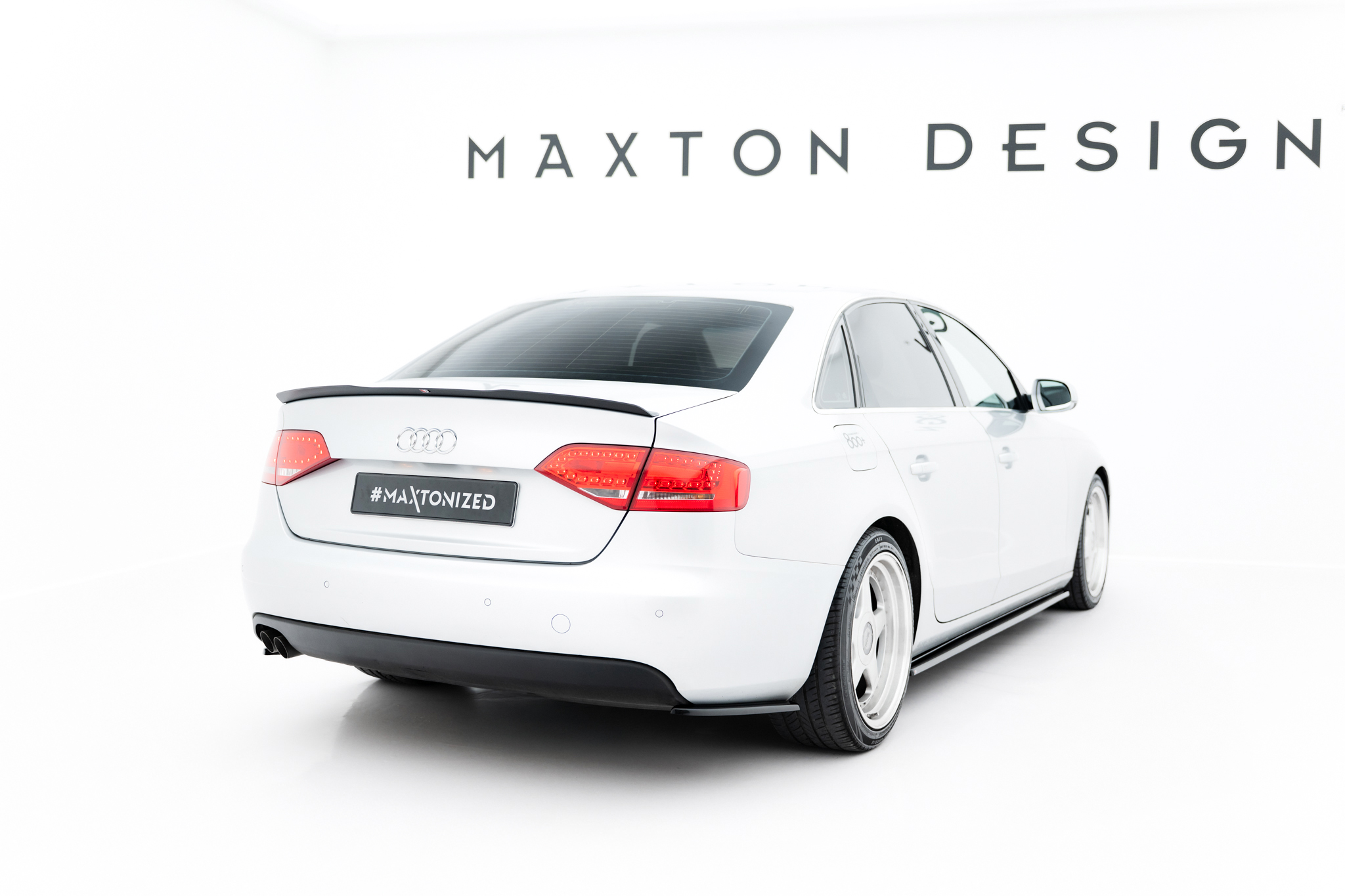Maxton Design Задние боковые сплиттеры Audi A4 Sedan / Avant B8 — изображение 3