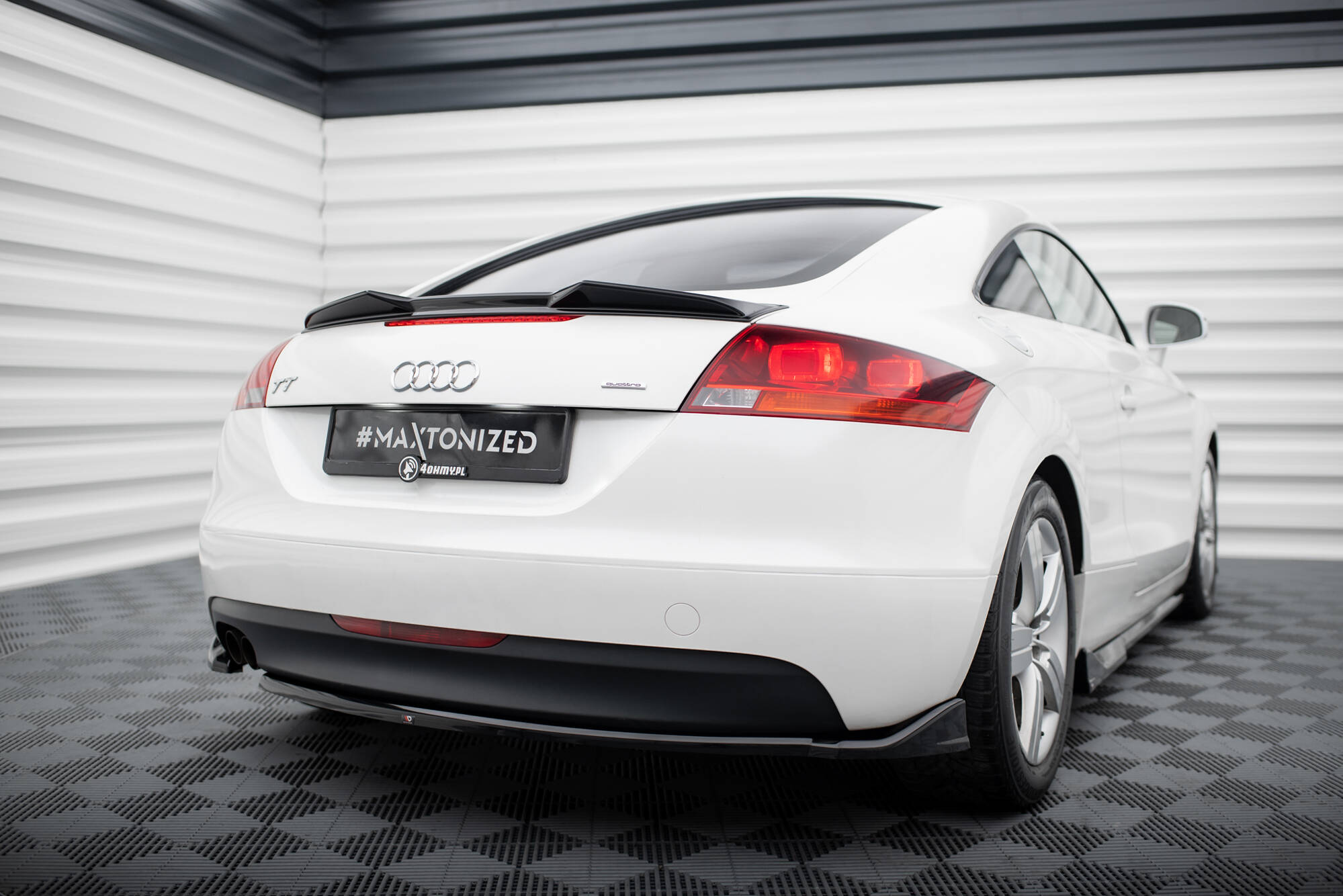 Maxton Design Задние боковые спойлеры Audi TT 8J