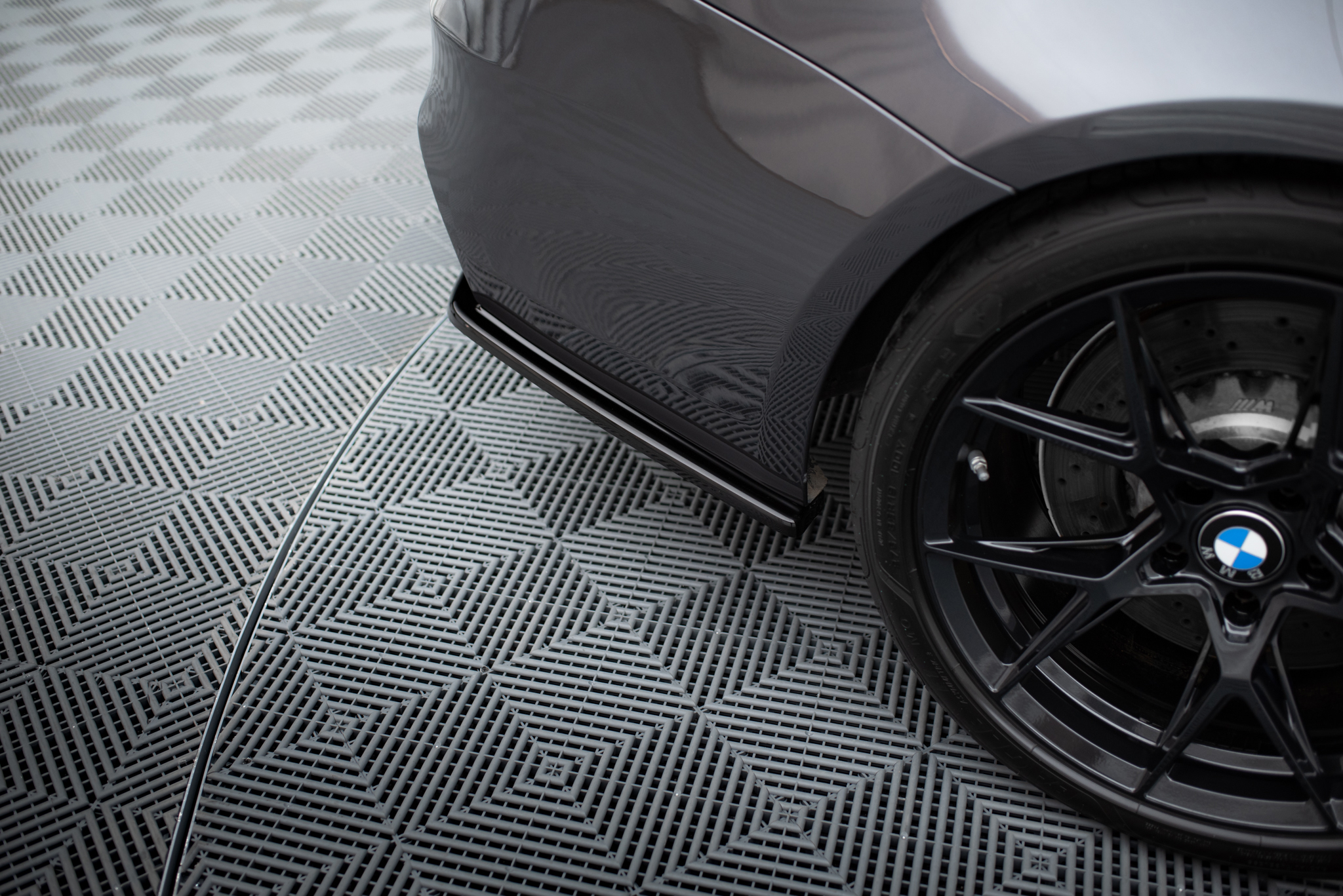 Maxton Design Задние боковые спойлеры BMW M3 F80 — изображение 2