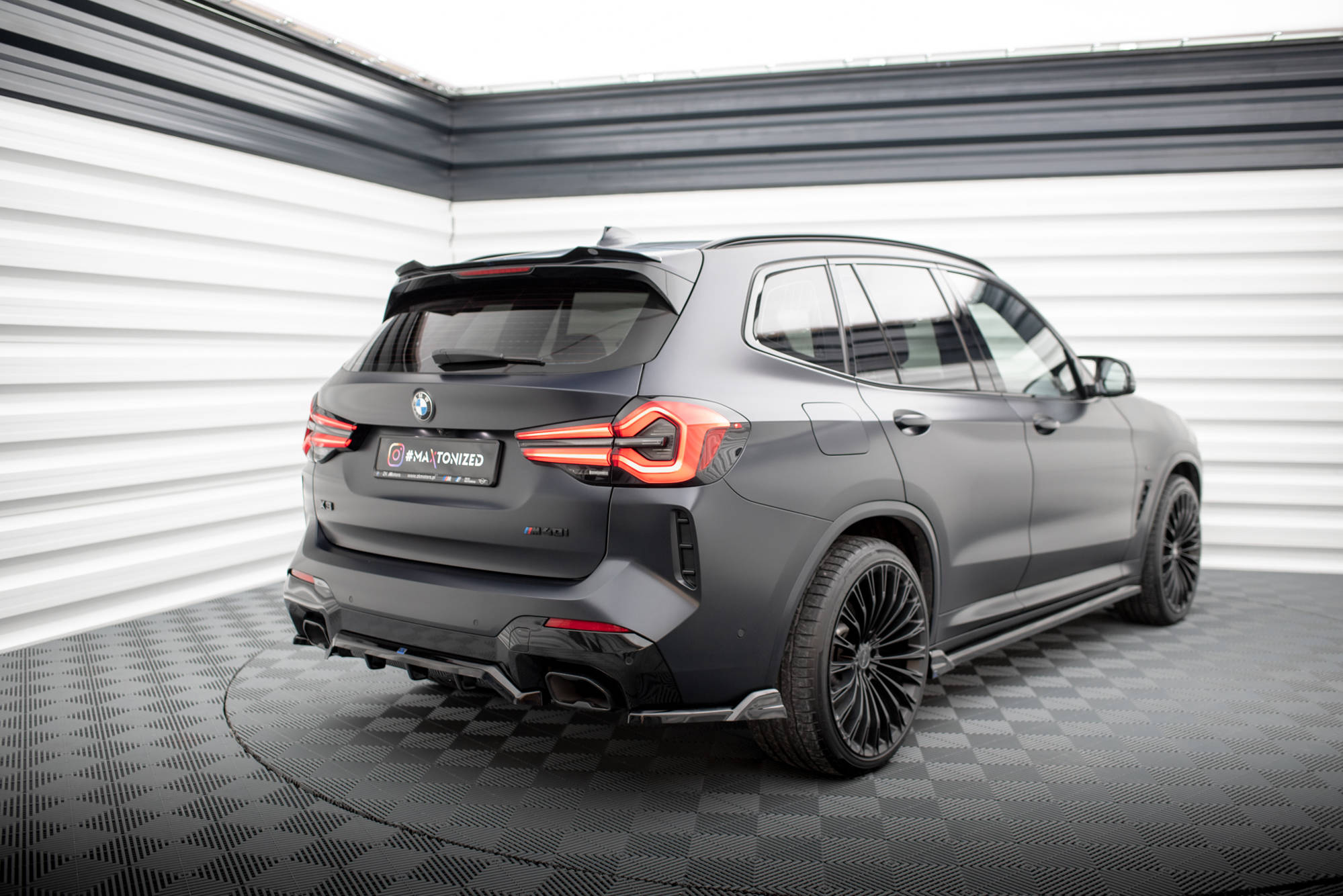 Maxton Design Задние боковые сплиттеры BMW X3 M-Pack G01 (рестайлинг) — изображение 2