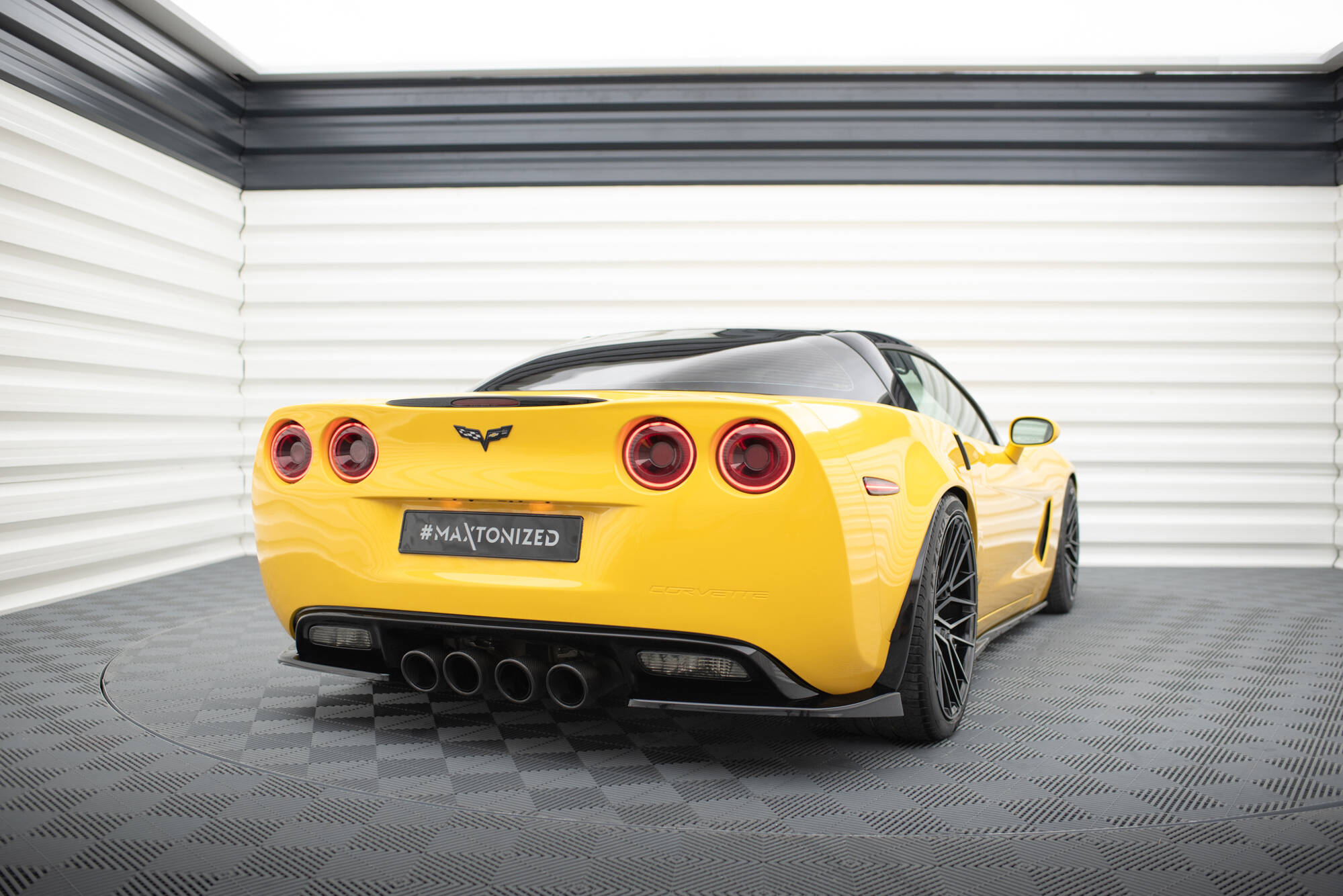 Maxton Design Задние боковые спойлеры Chevrolet Corvette Widebody C6 — изображение 3