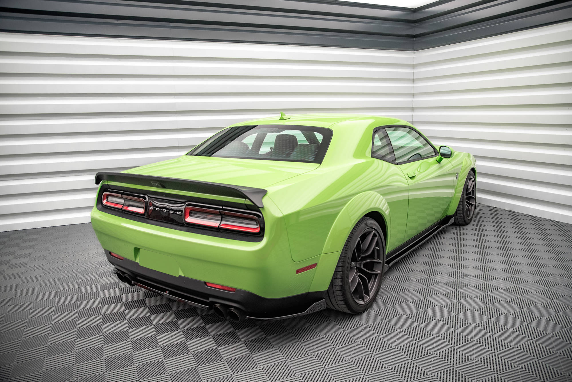 Maxton Design Задние боковые сплиттеры Dodge Challenger SRT Hellcat Widebody Mk3 — изображение 3