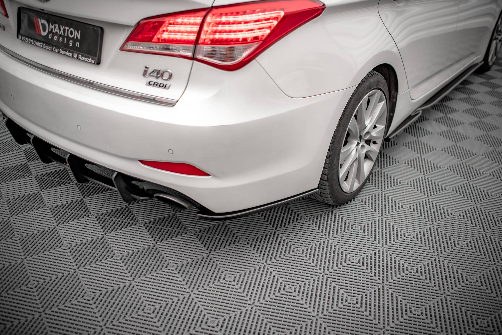 Maxton Design Задние боковые спойлеры Hyundai I40 Mk1