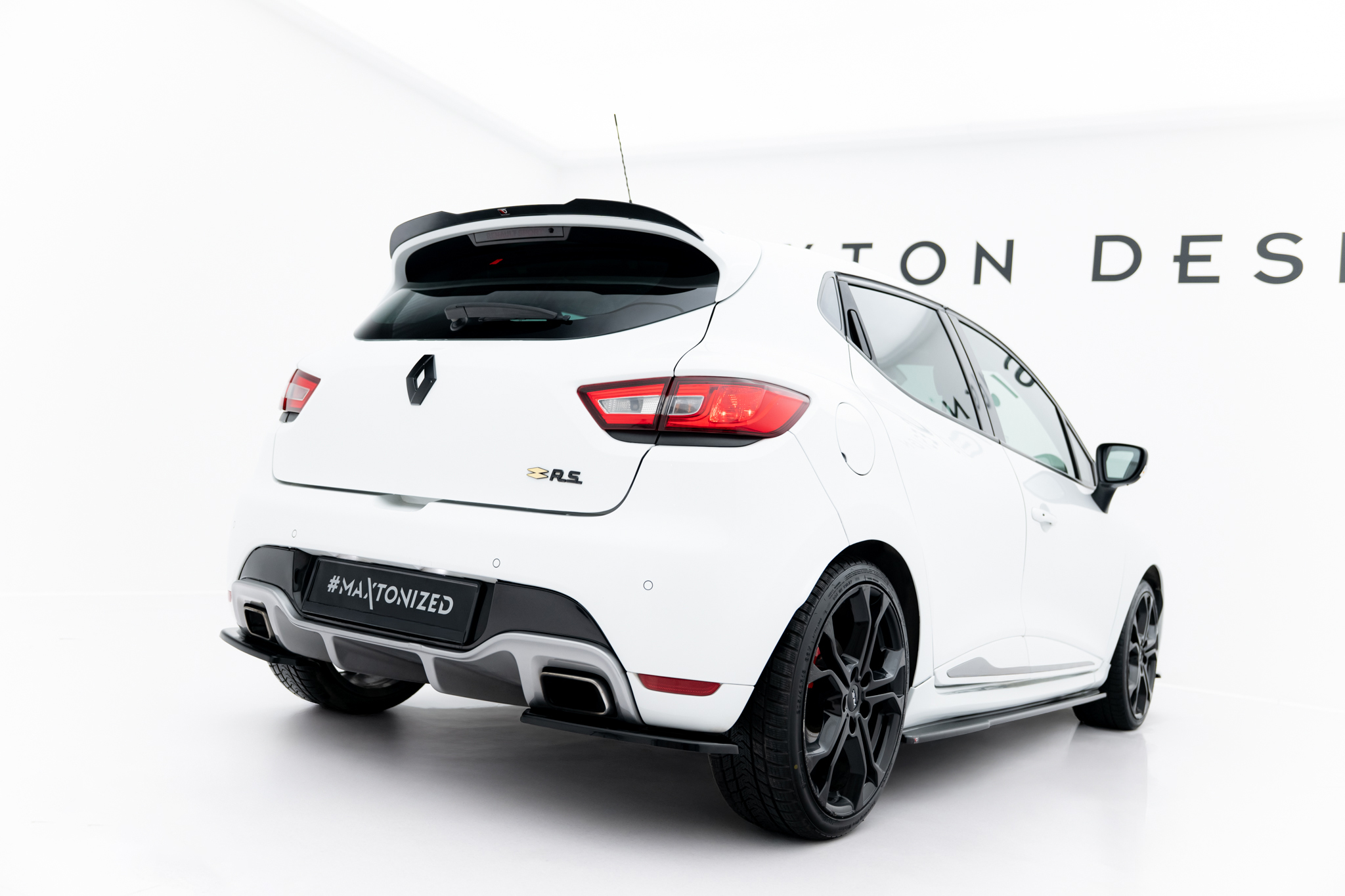 Maxton Design Задние боковые спойлеры Renault Clio RS Mk4 — изображение 2