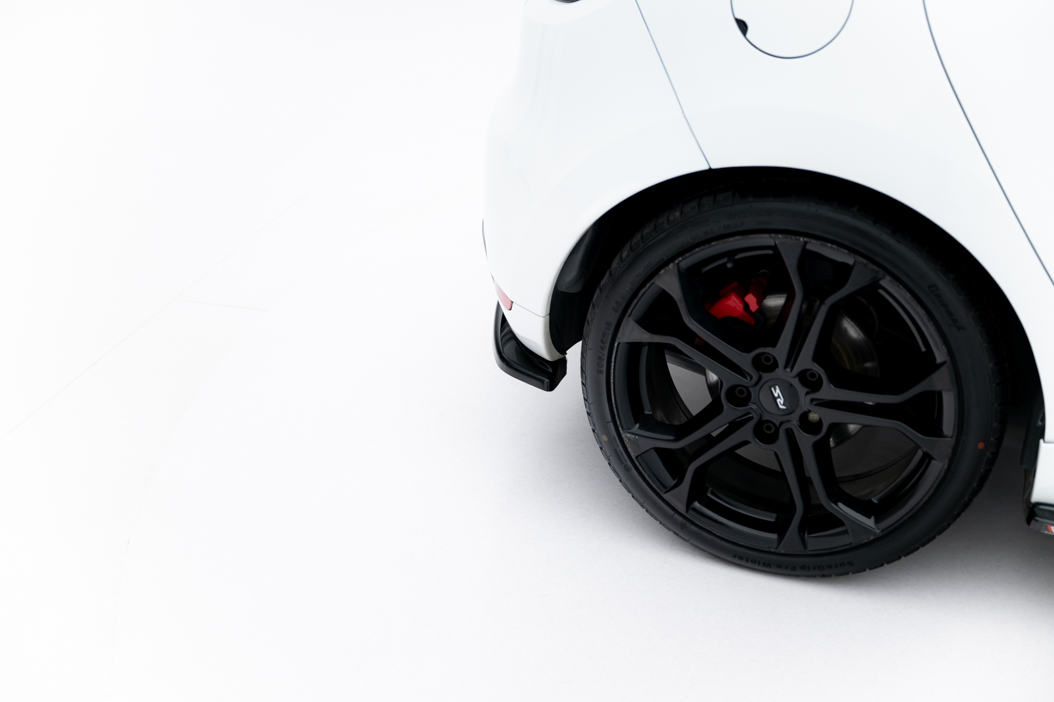 Maxton Design Задние боковые спойлеры Renault Clio RS Mk4 — изображение 3