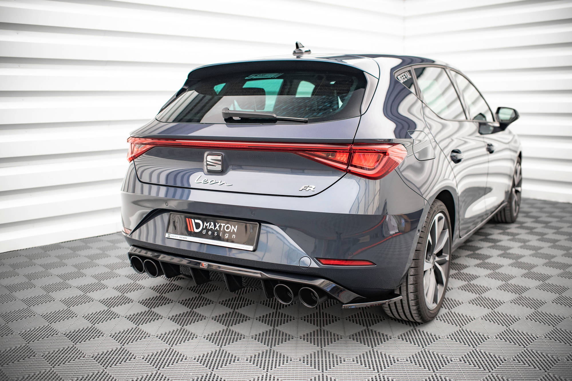 Maxton Design Задние боковые спойлеры для Seat Leon FR Hatchback Mk4 — изображение 3