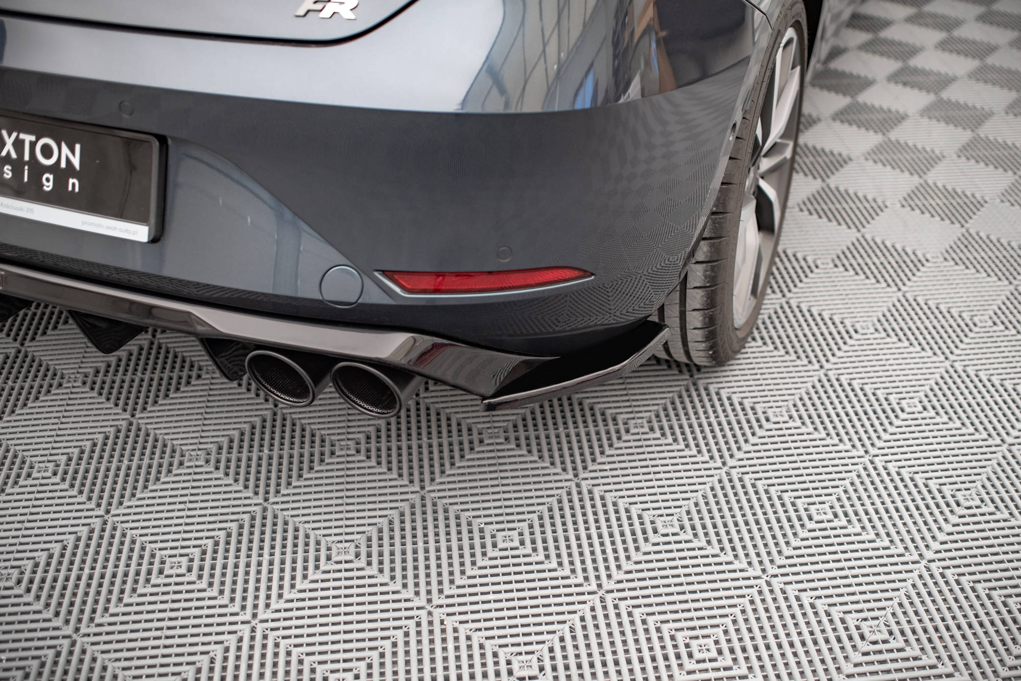 Maxton Design Задние боковые спойлеры для Seat Leon FR Hatchback Mk4