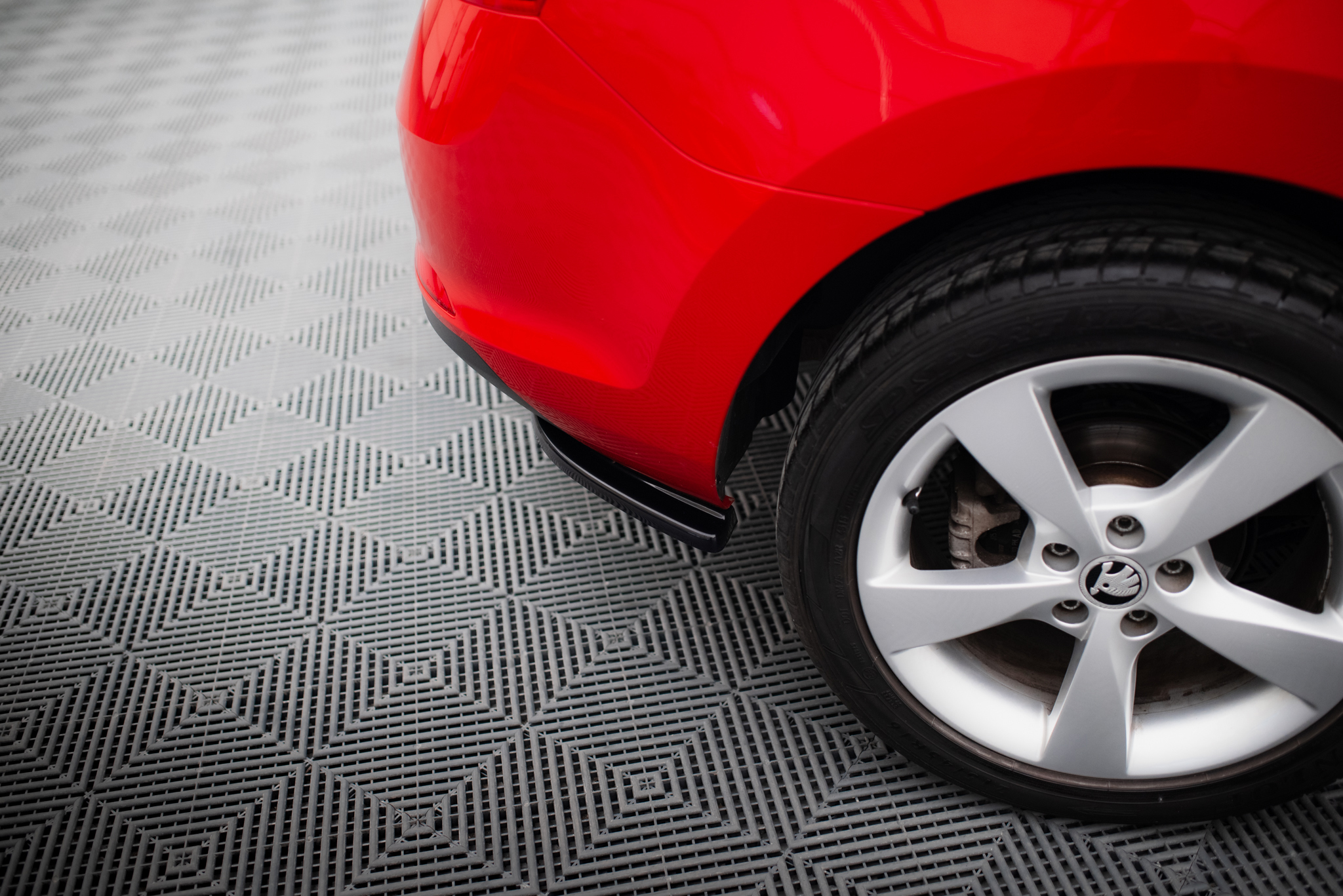 Maxton Design Задние боковые спойлеры Skoda Rapid Spaceback — изображение 2