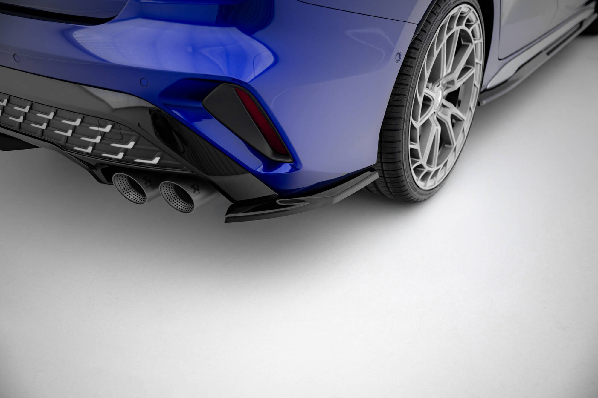 Maxton Design Задние боковые сплиттеры V.1 для Audi S3 Sedan 8Y (рестайлинг)