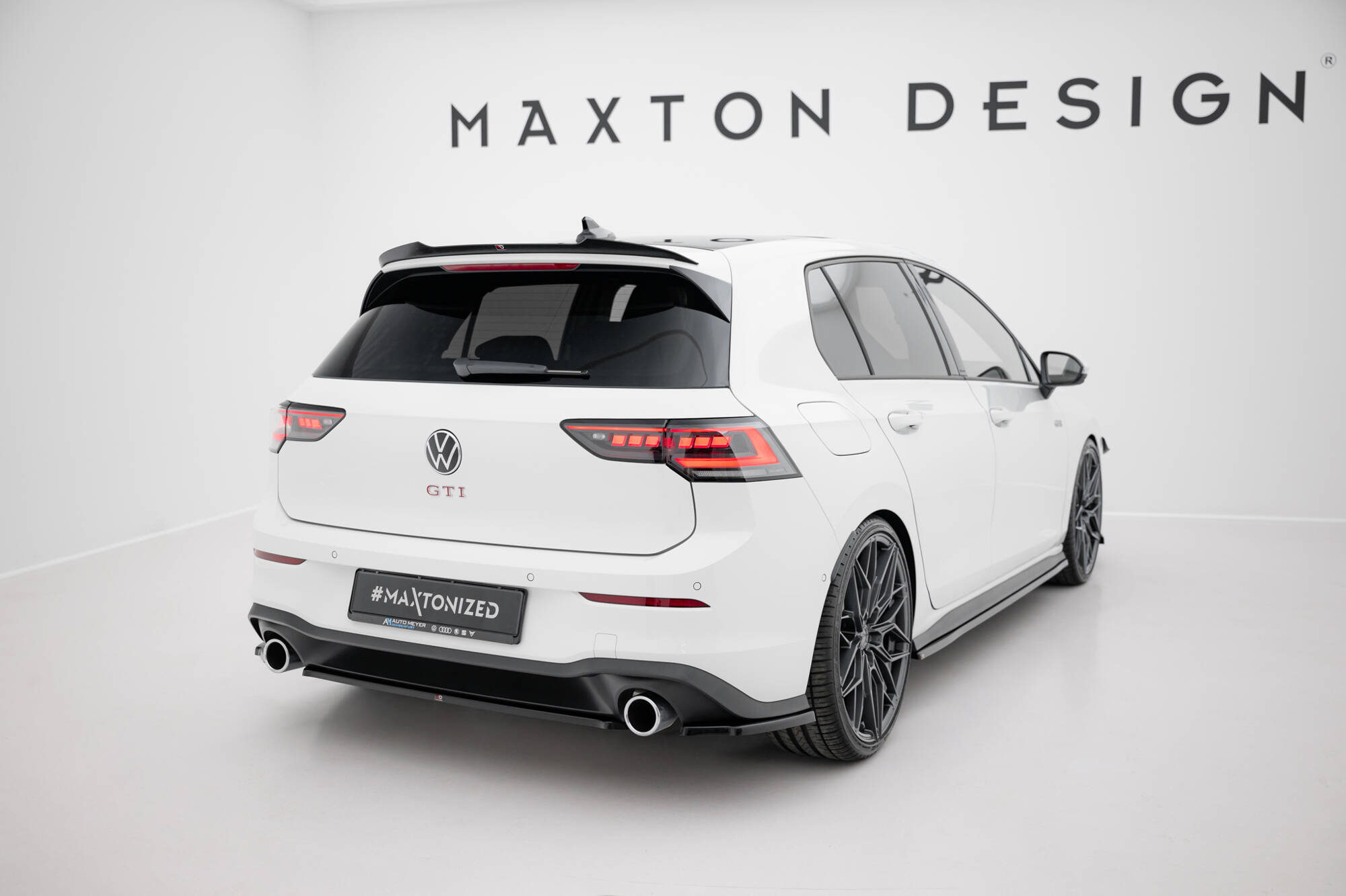 Maxton Design Задние боковые спойлеры V.1 для Volkswagen Golf GTI / GTE Mk8 — изображение 6