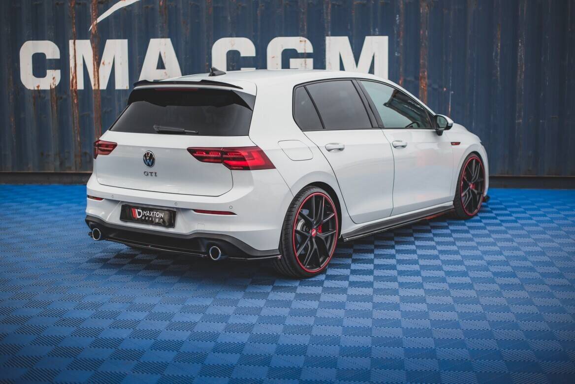 Maxton Design Задние боковые спойлеры V.1 для Volkswagen Golf GTI / GTE Mk8 — изображение 5